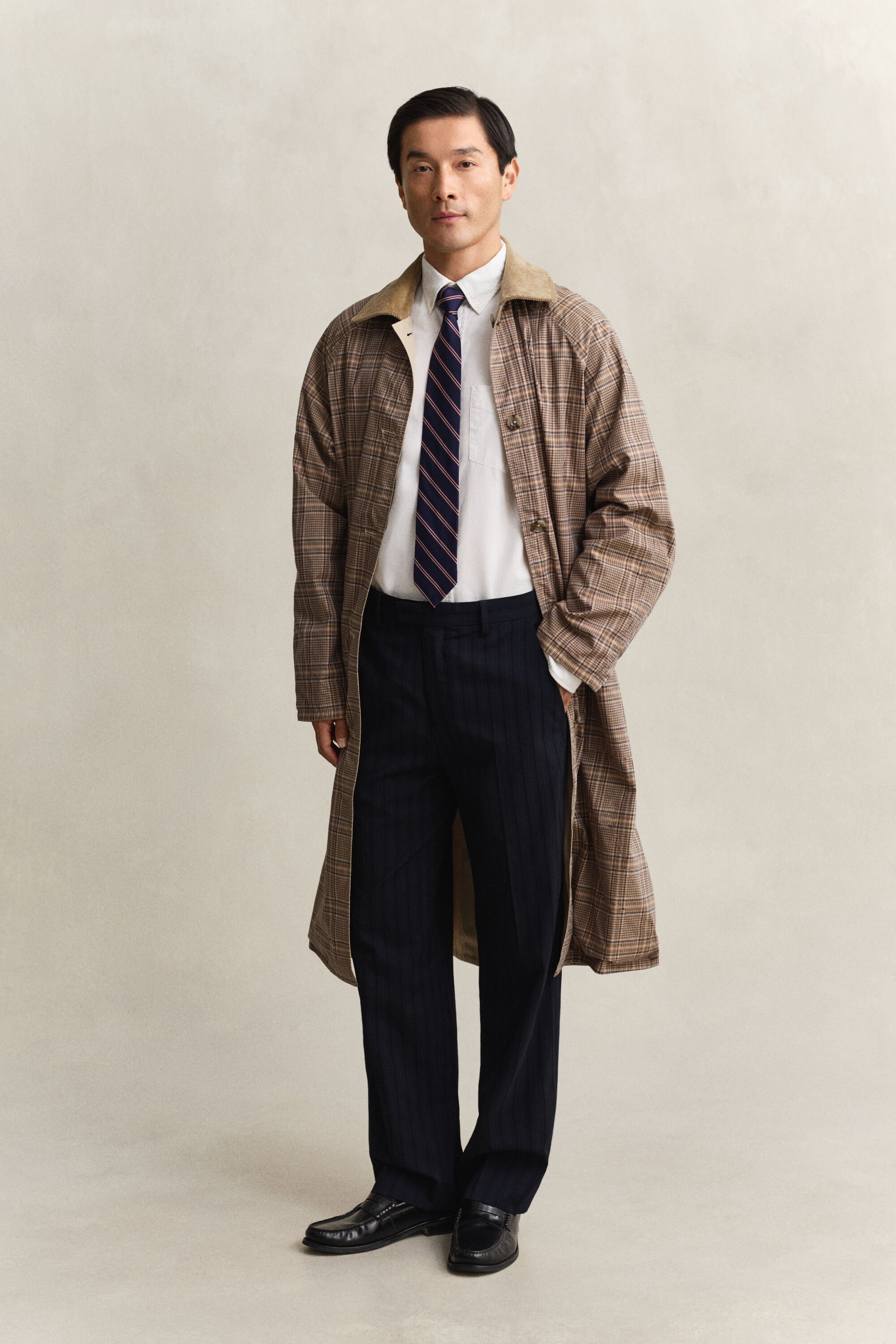 Tweezijdig draagbare lichtgewicht jas