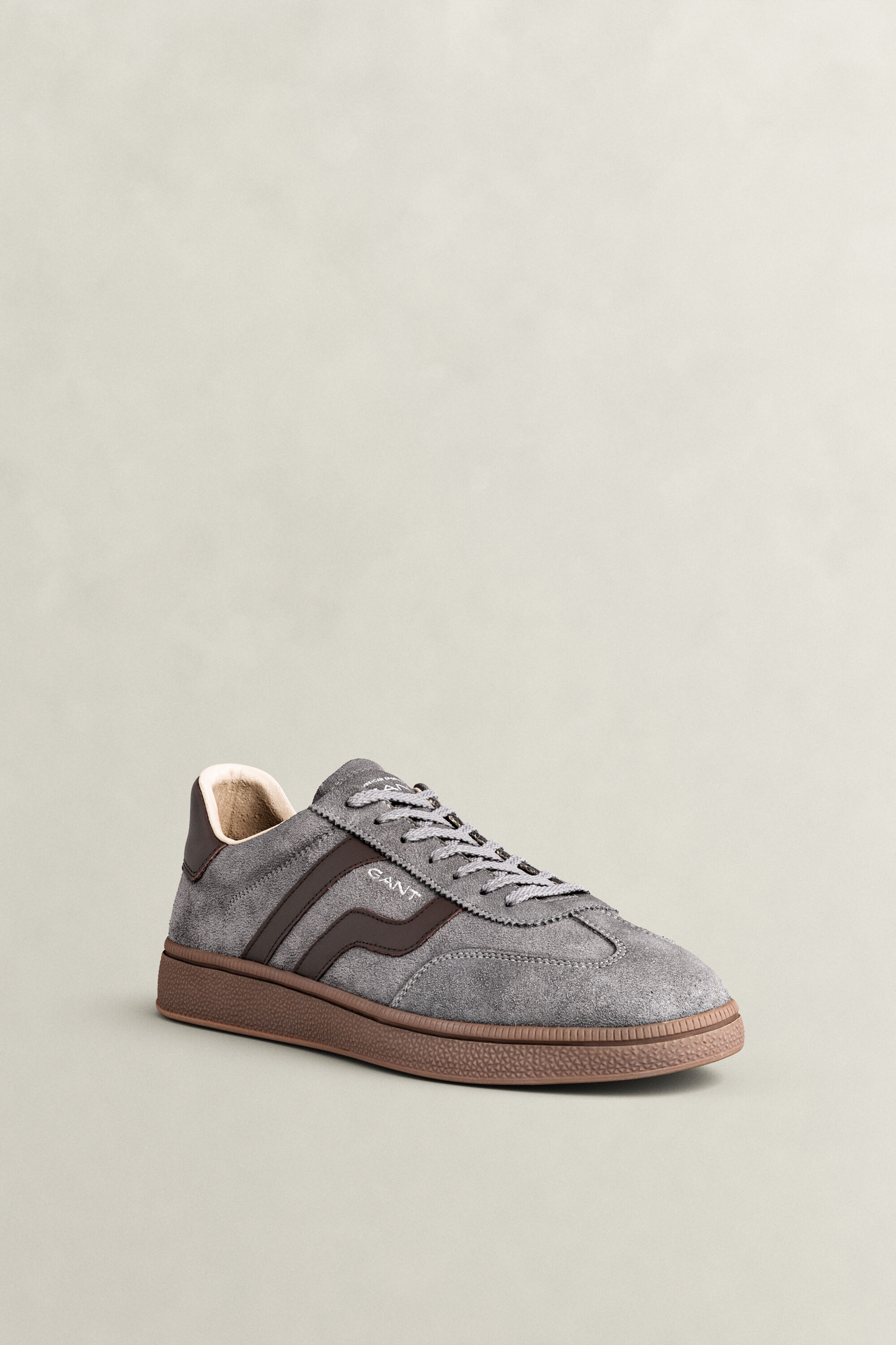 Baskets en daim Cuzmo