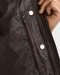 Lichte donsbodywarmer