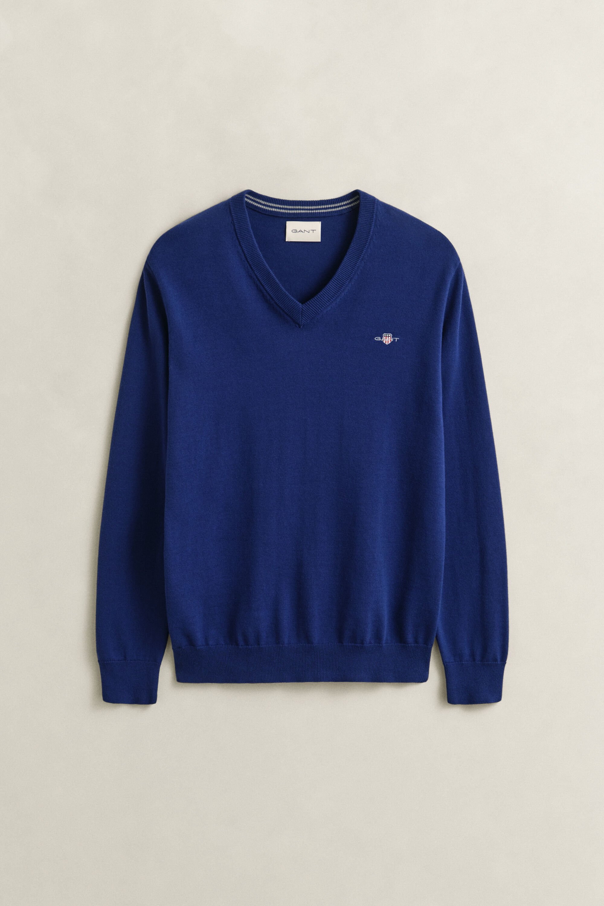 Pull col V en coton classique