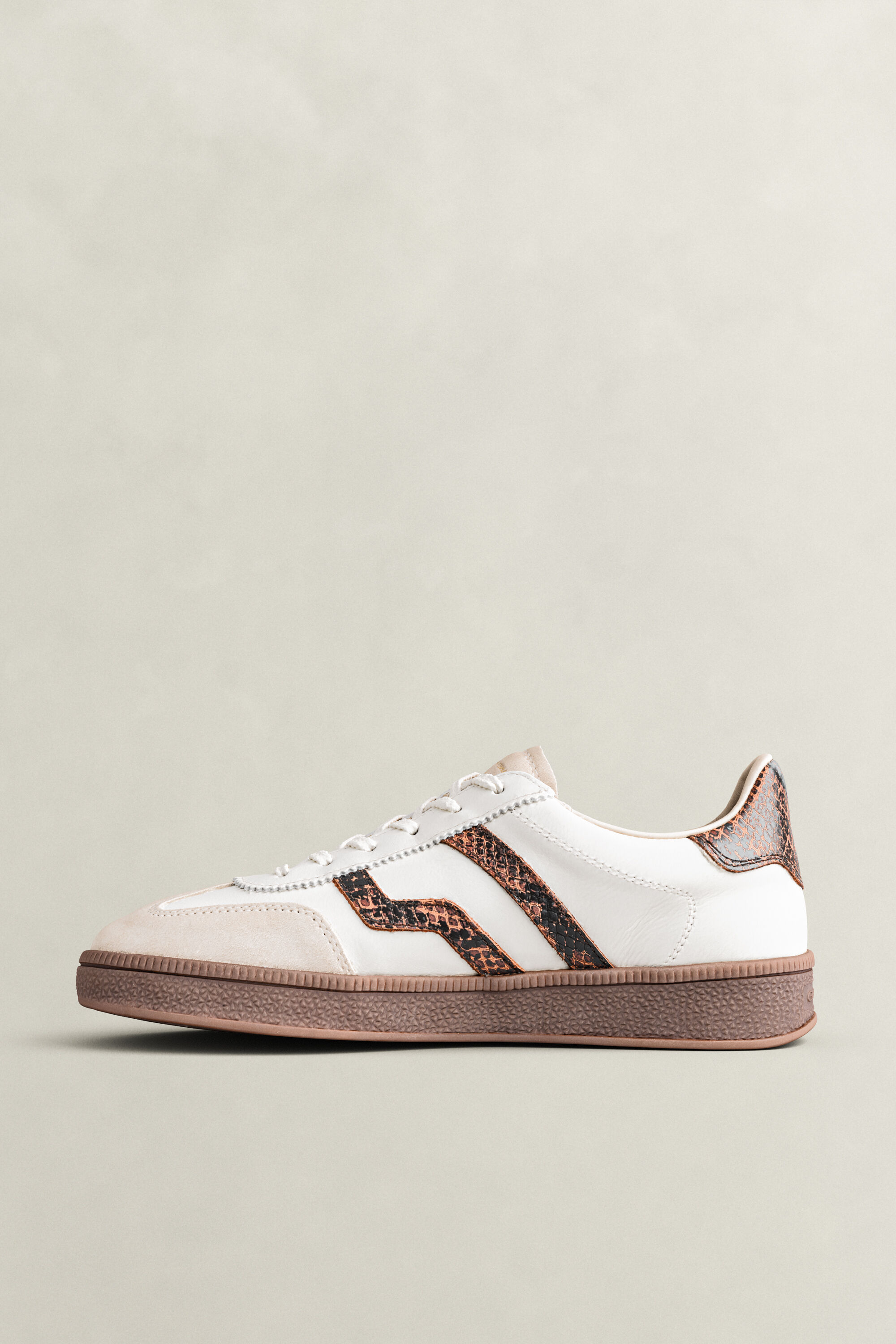 Baskets en daim et cuir Cuzima