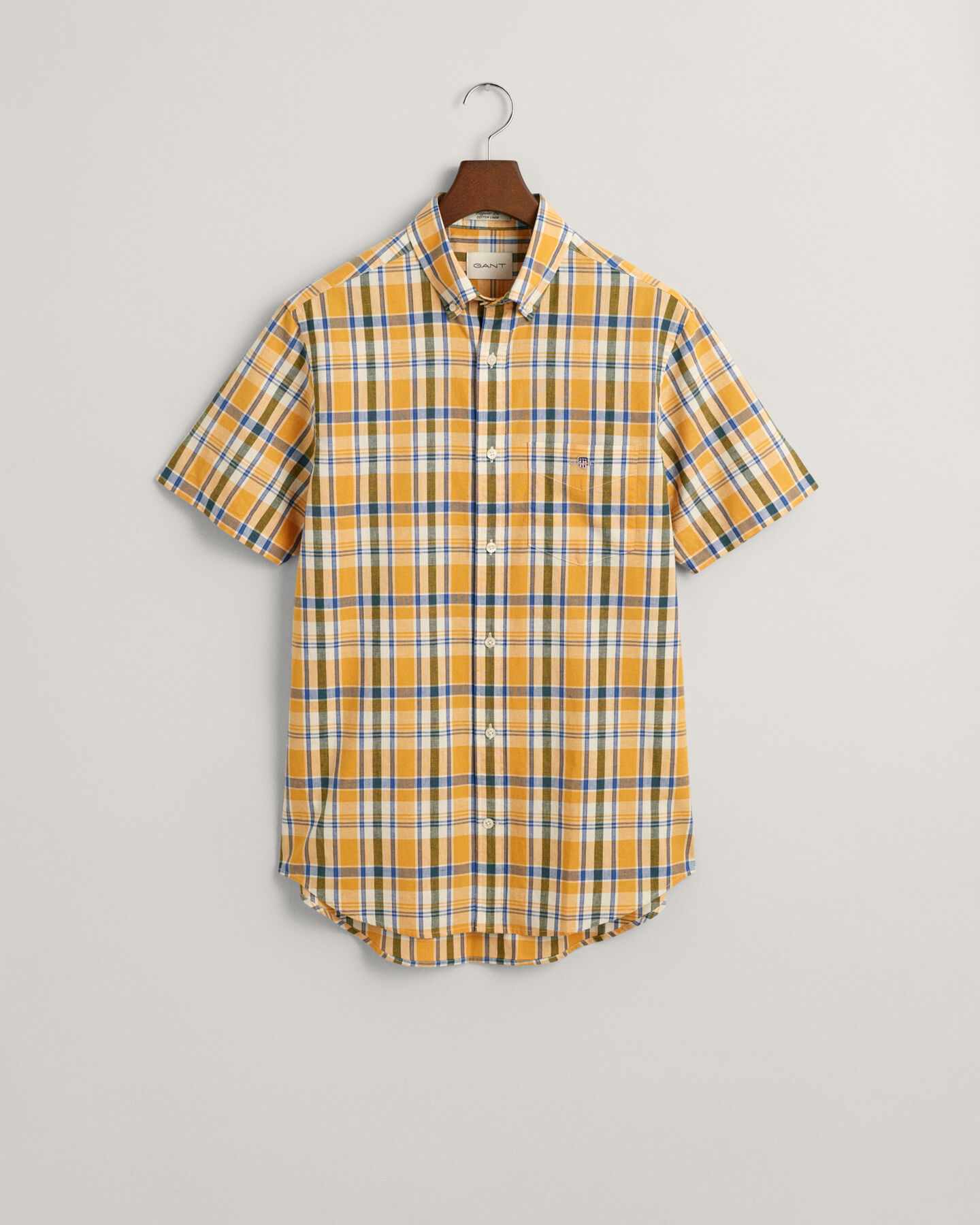 Chemise regular fit en coton et lin à carreaux et manches courtes