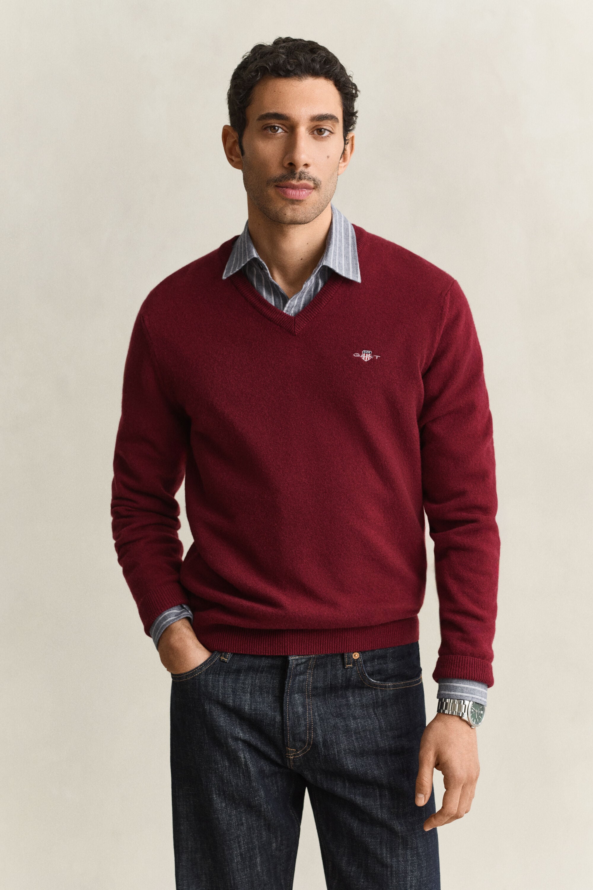 Pull col V en laine d’agneau