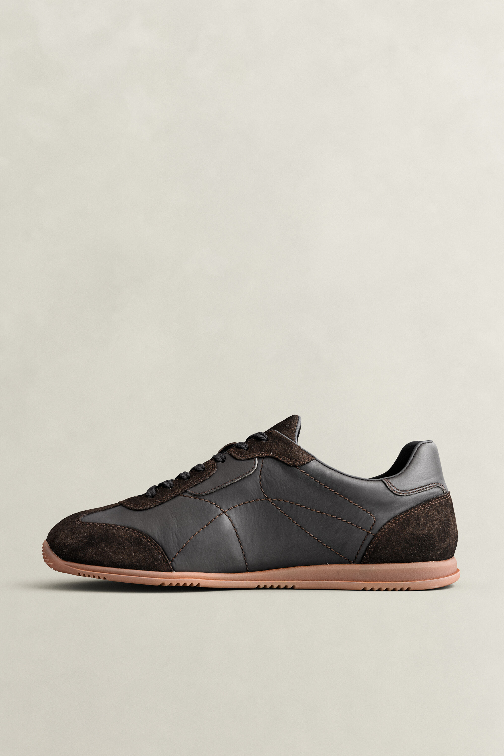 Baskets en cuir et daim Spearclub