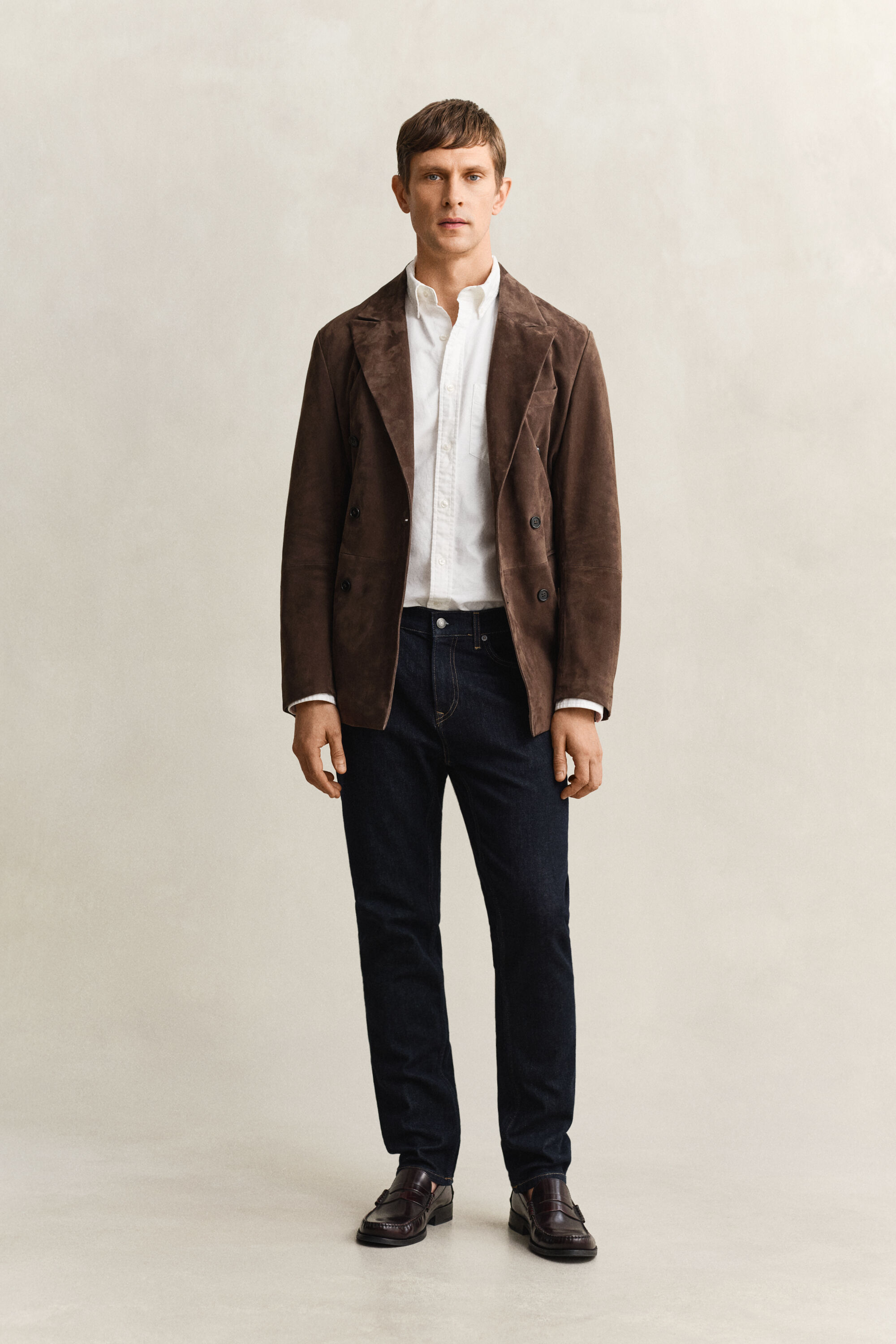 Jean slim fit à délavage épuré