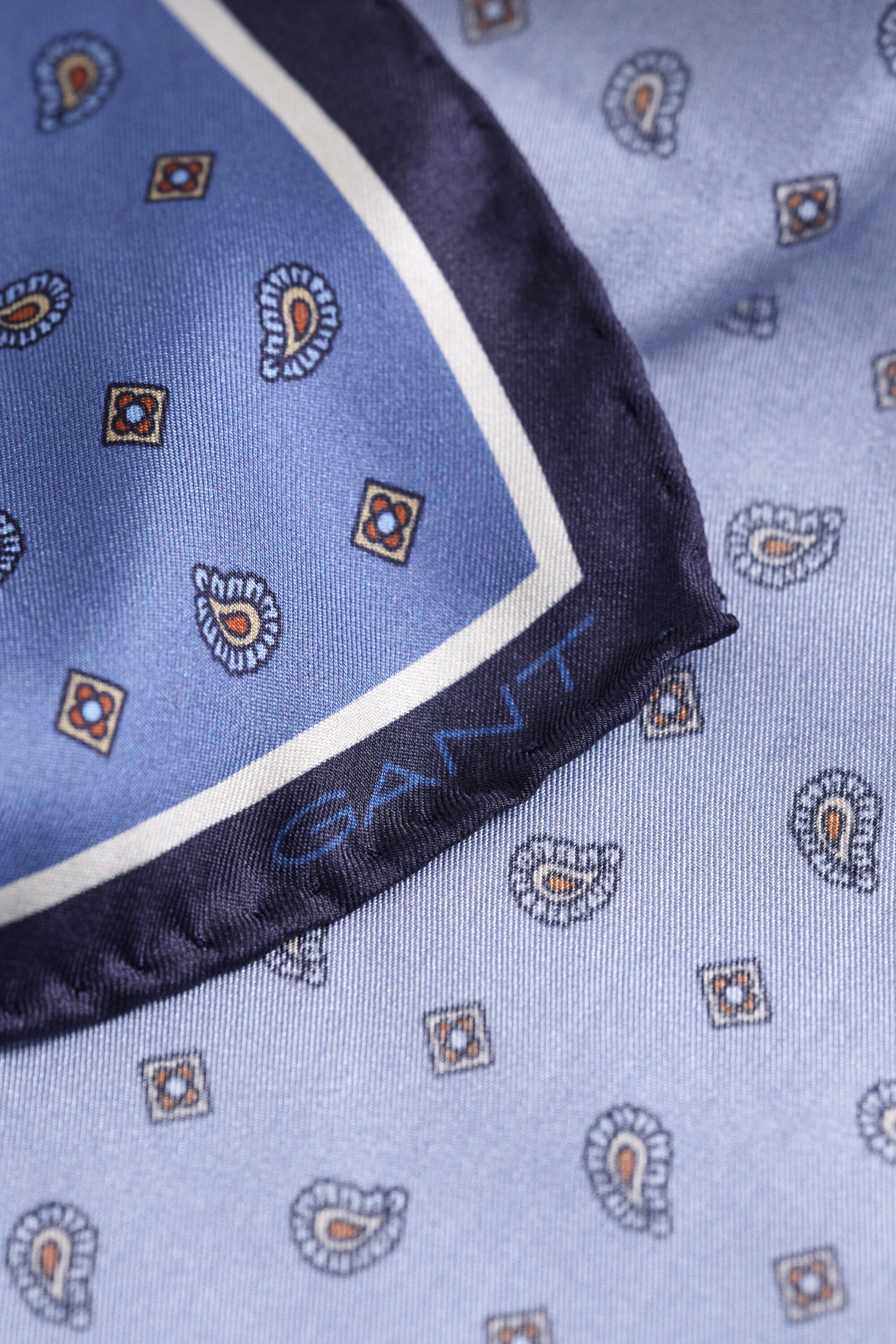 Foulard-pochet