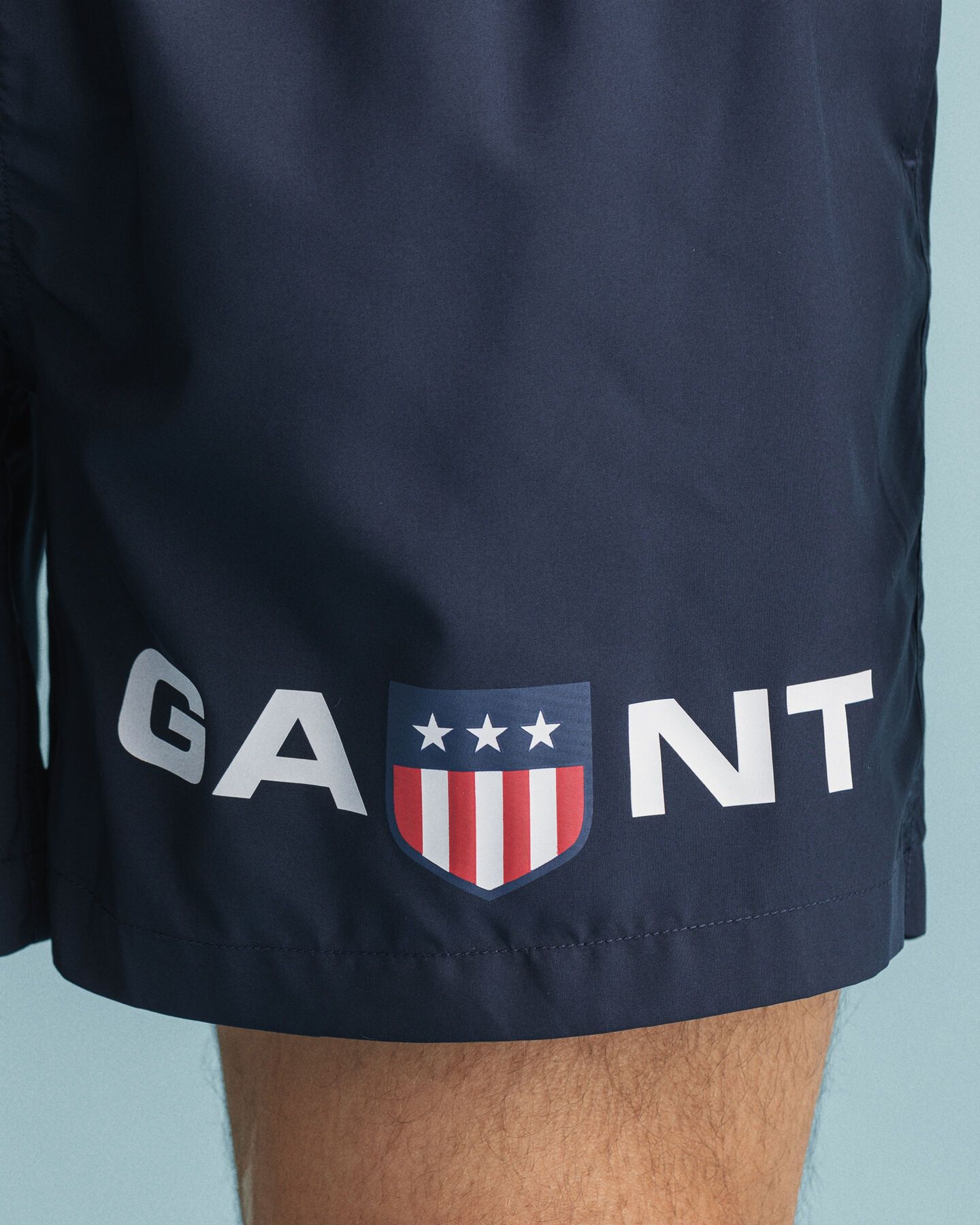 Short de bain classic fit Retro Shield