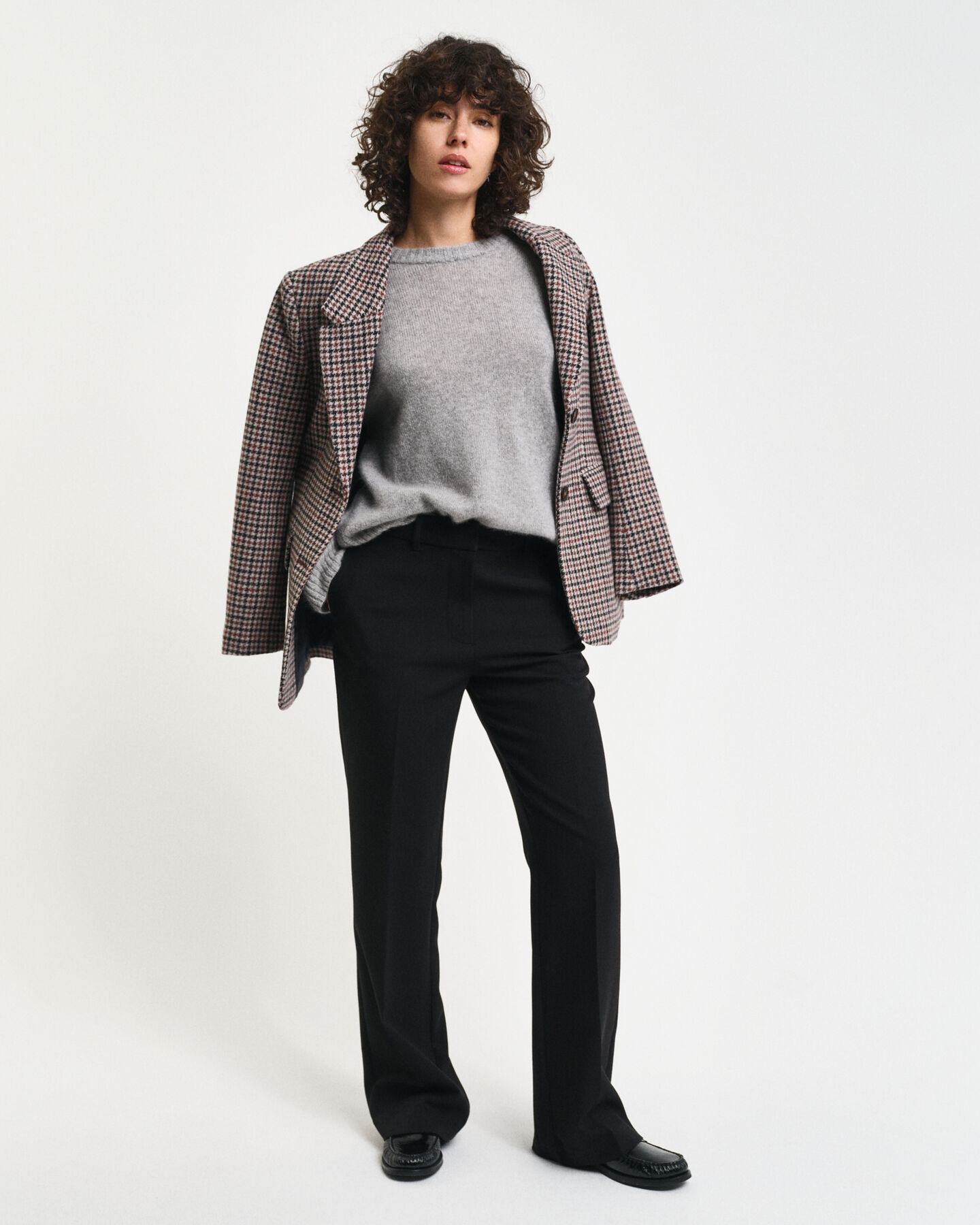 Pantalon habillé coupe slim évasé