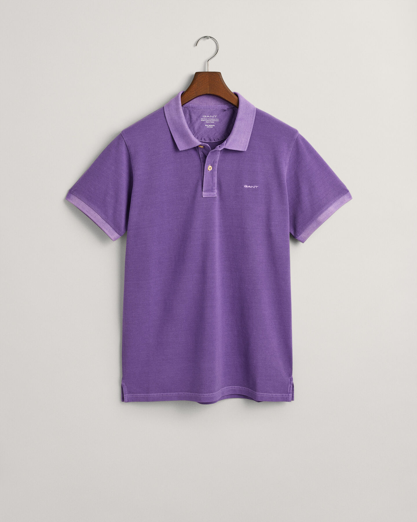 Sunfaded piqu&eacute; poloshirt