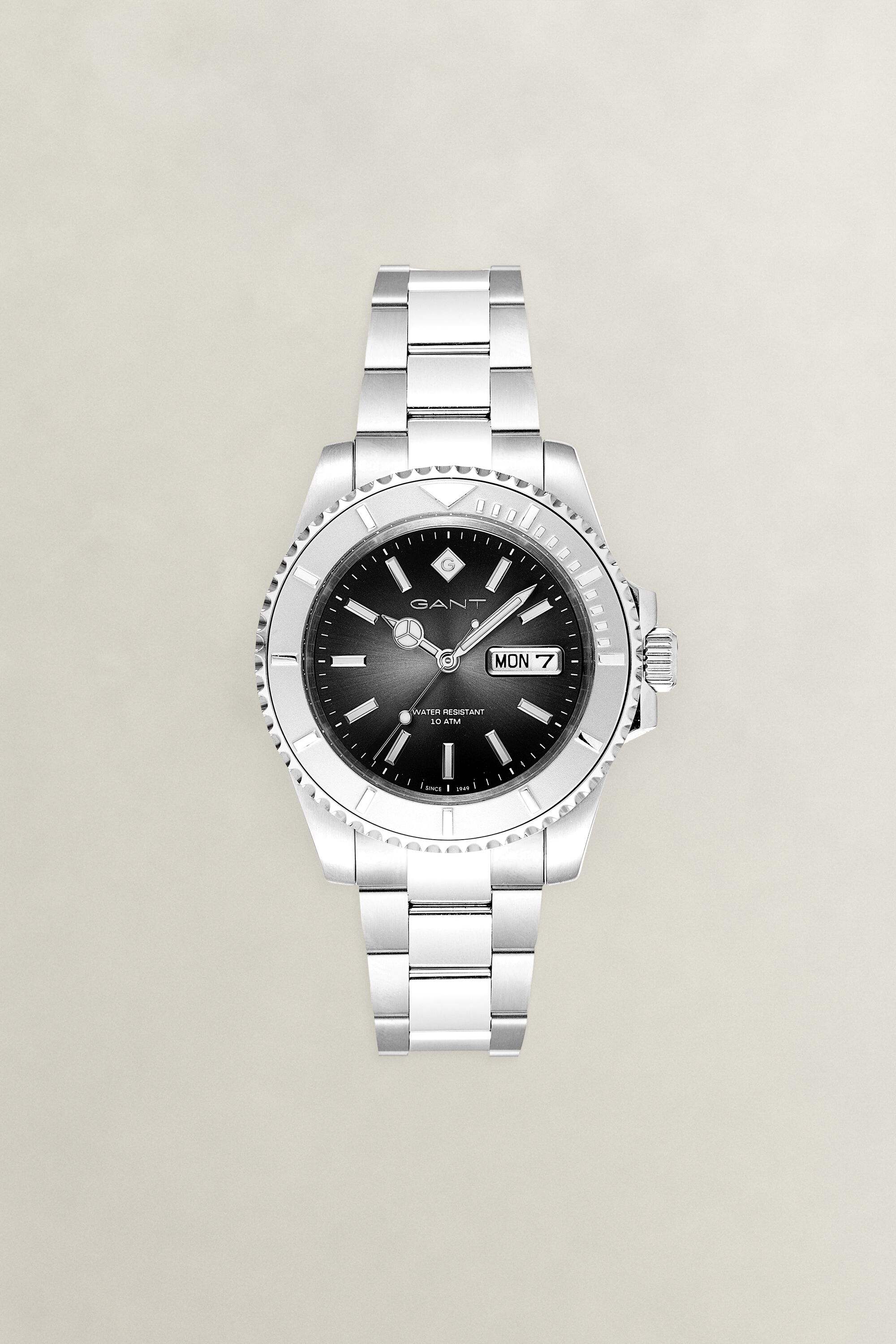 Montre Watertown