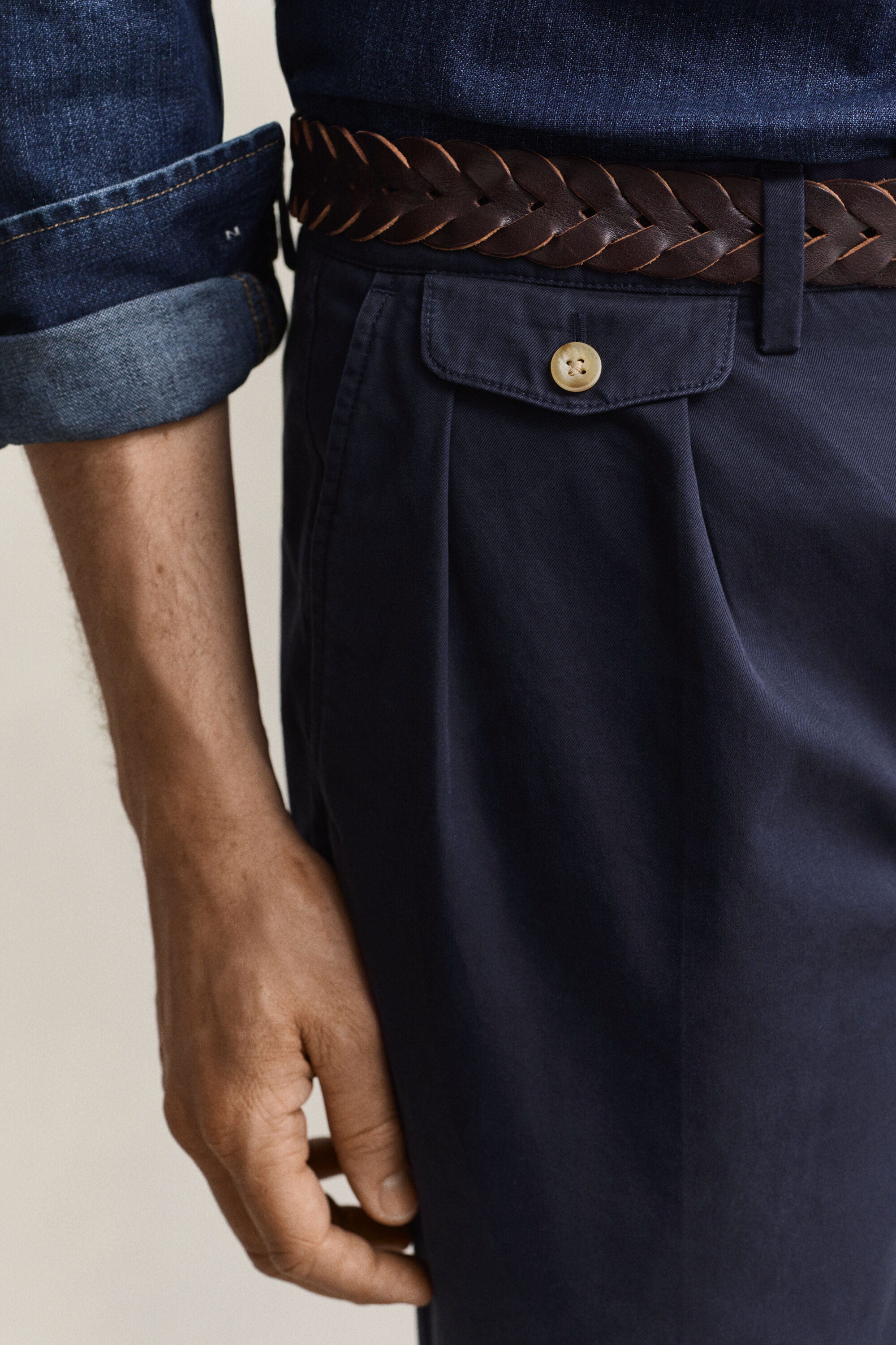 Pantalon chino en sergé de coton