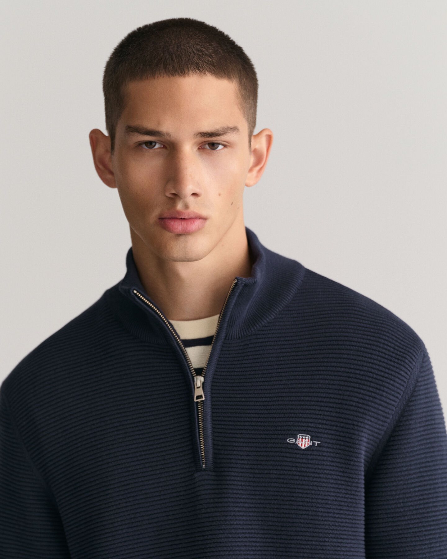 Pull &agrave; demi-zip en coton Textured