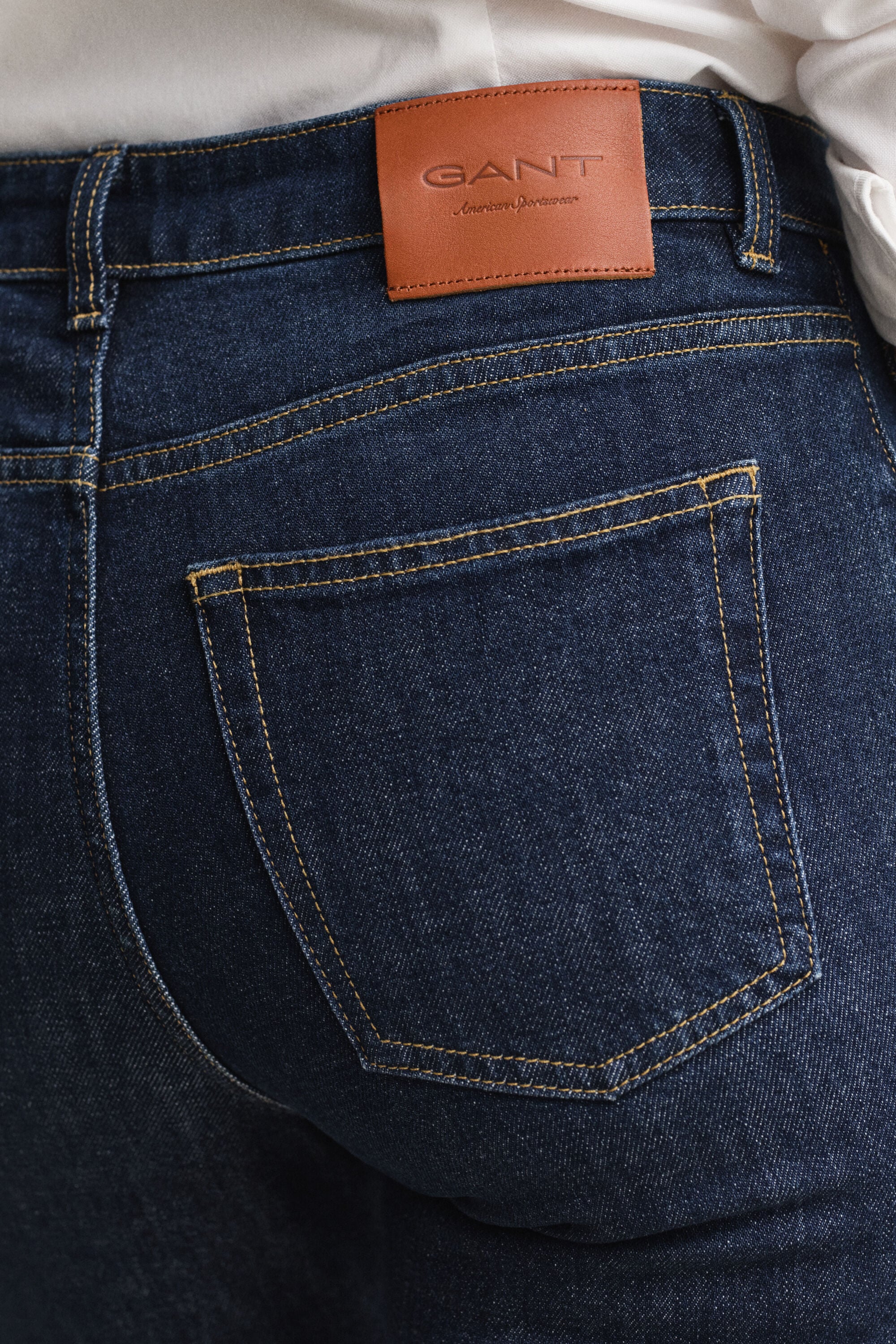 Stretchjeans met rechte pijpen