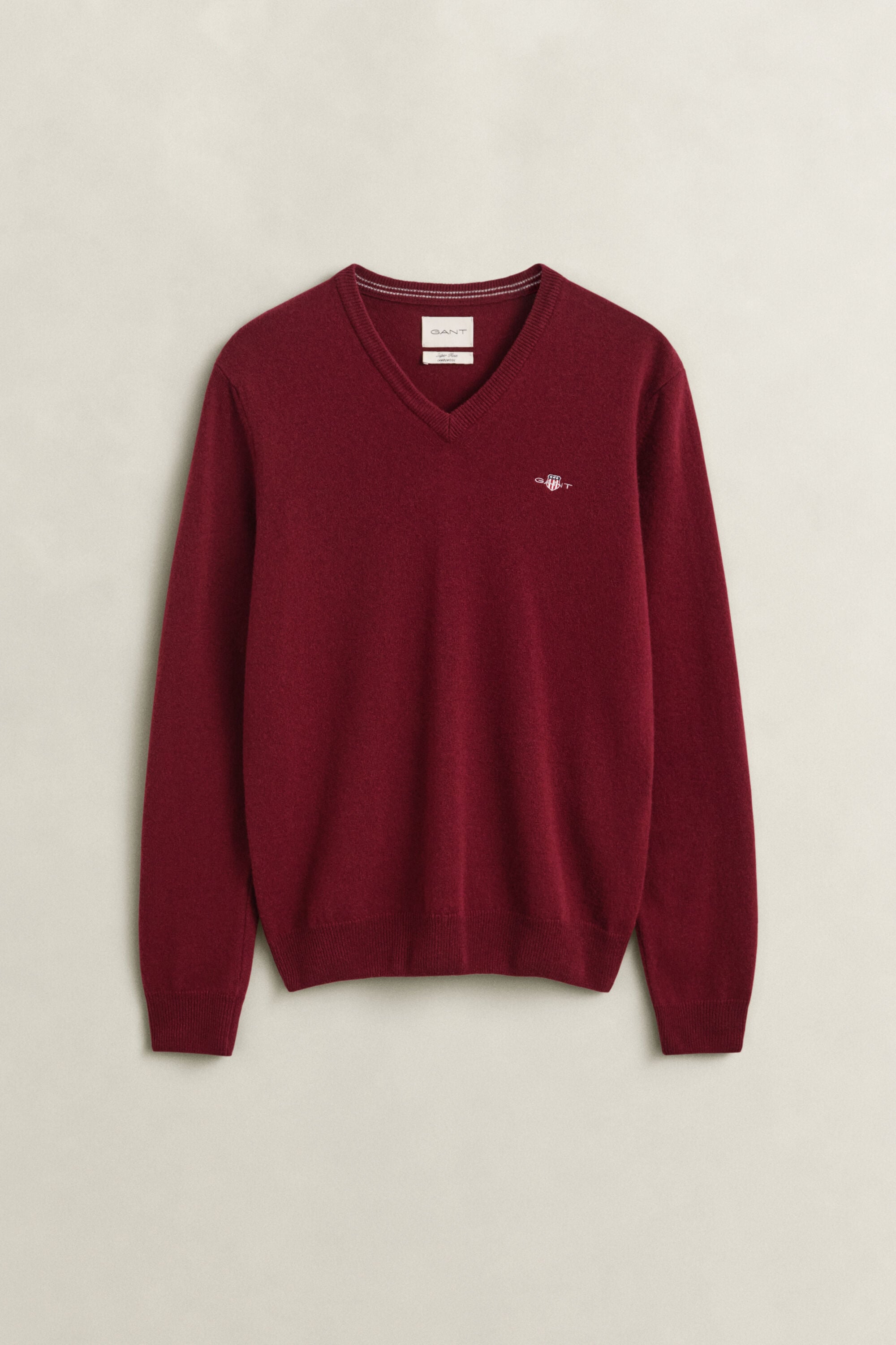 Pull col V en laine d’agneau
