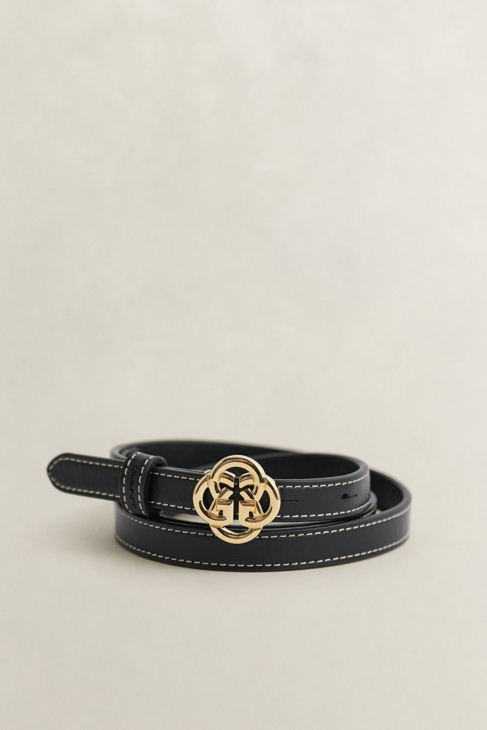 Leren riem met monogramgesp