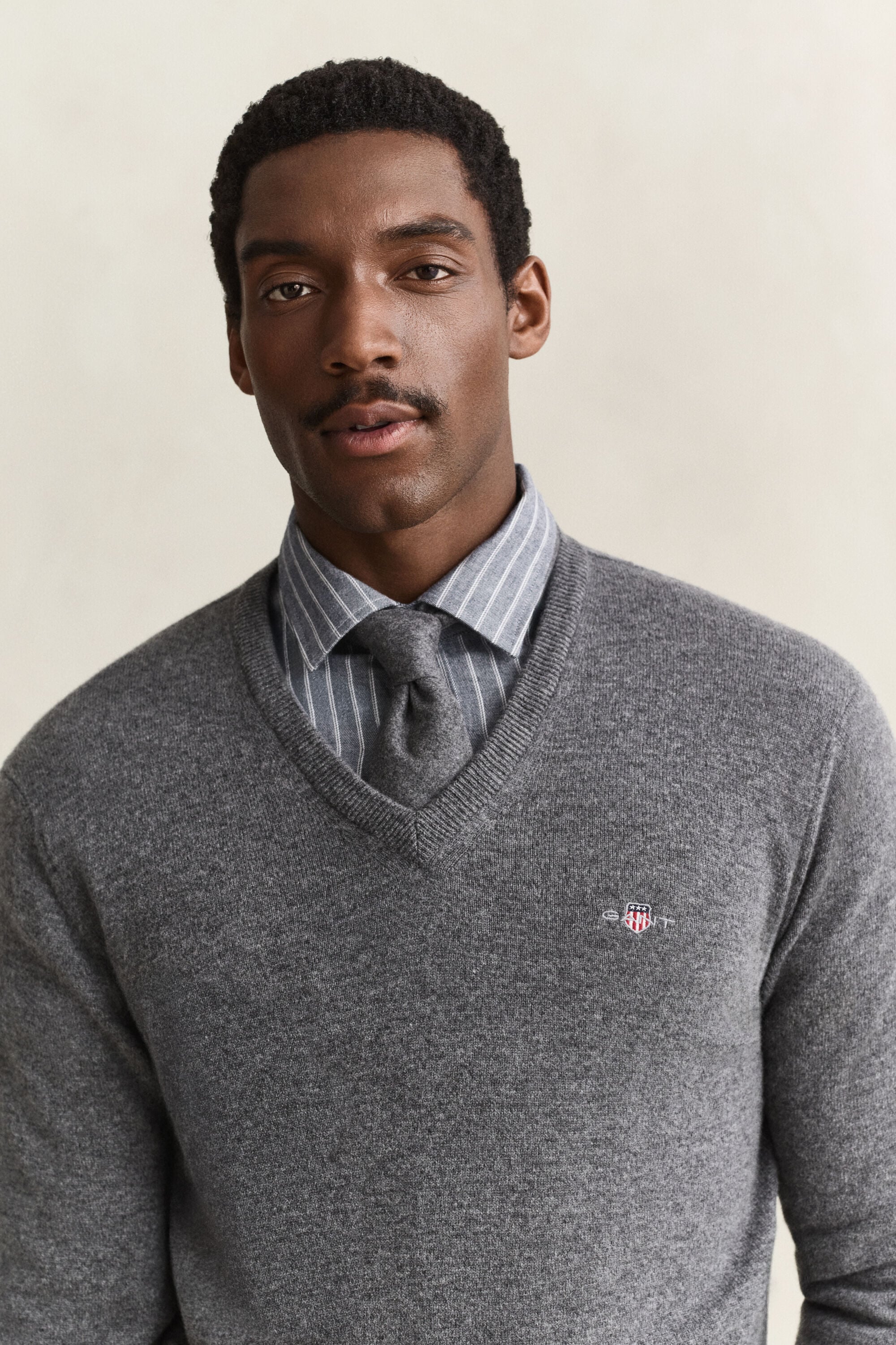 Pull col V en laine d’agneau