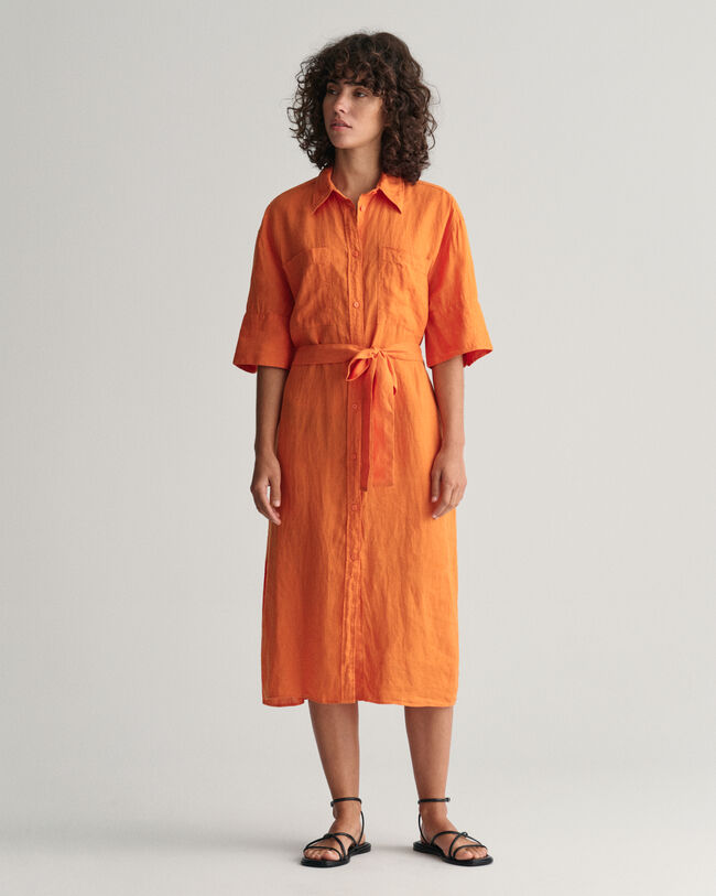 Robe-chemise en lin &agrave; manches courtes