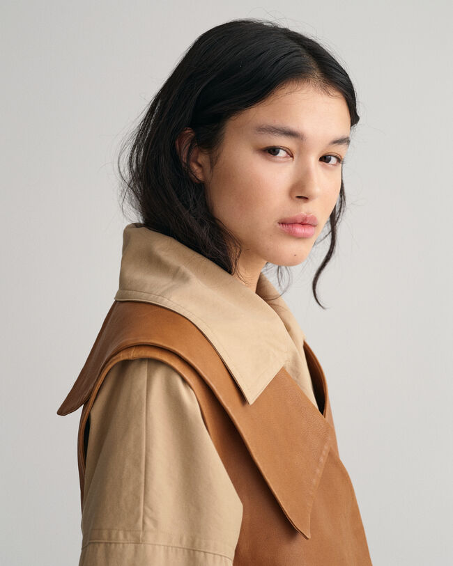 Leren bodywarmer met losse vorm