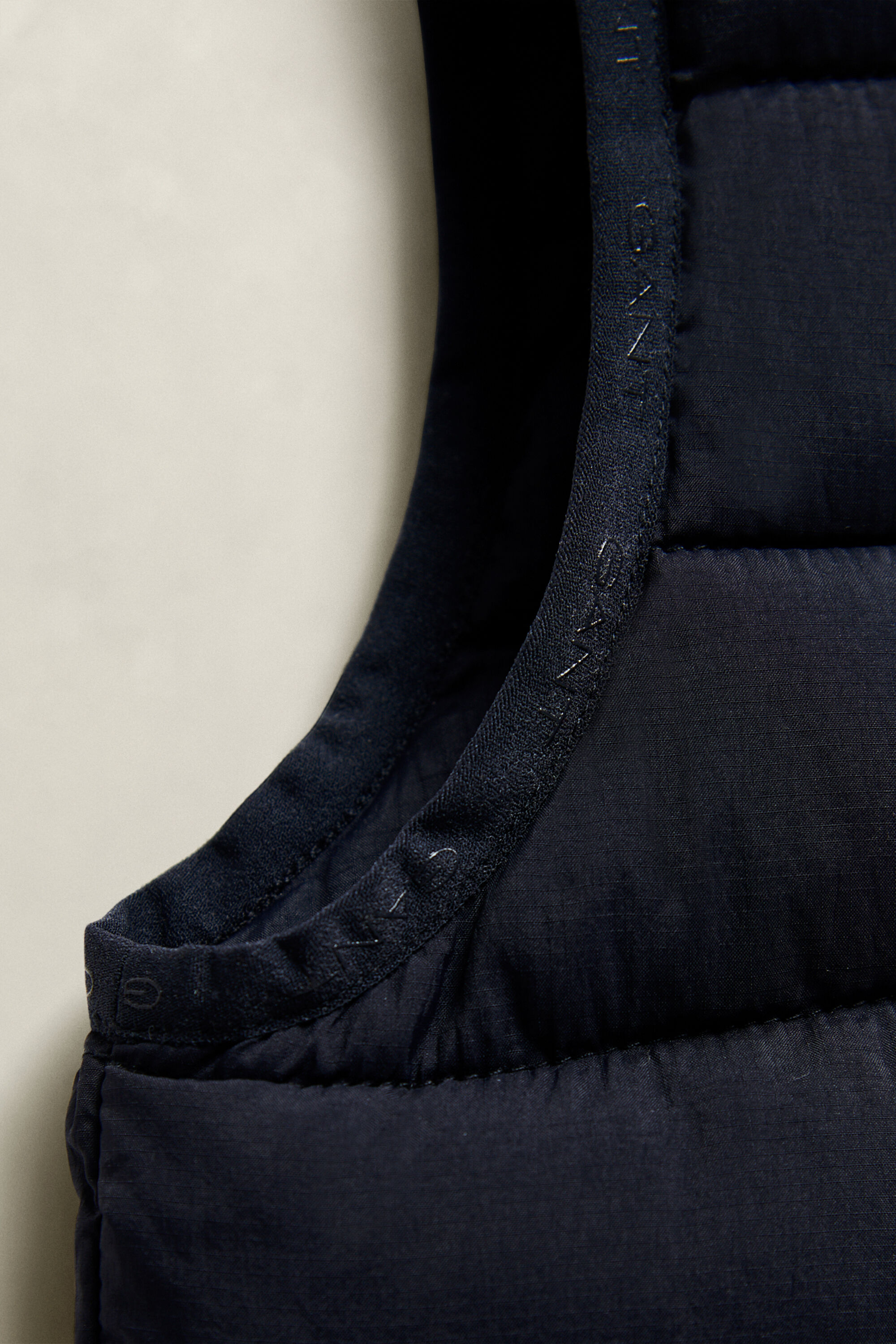 Lichtgewicht bodywarmer voor tienerjongens