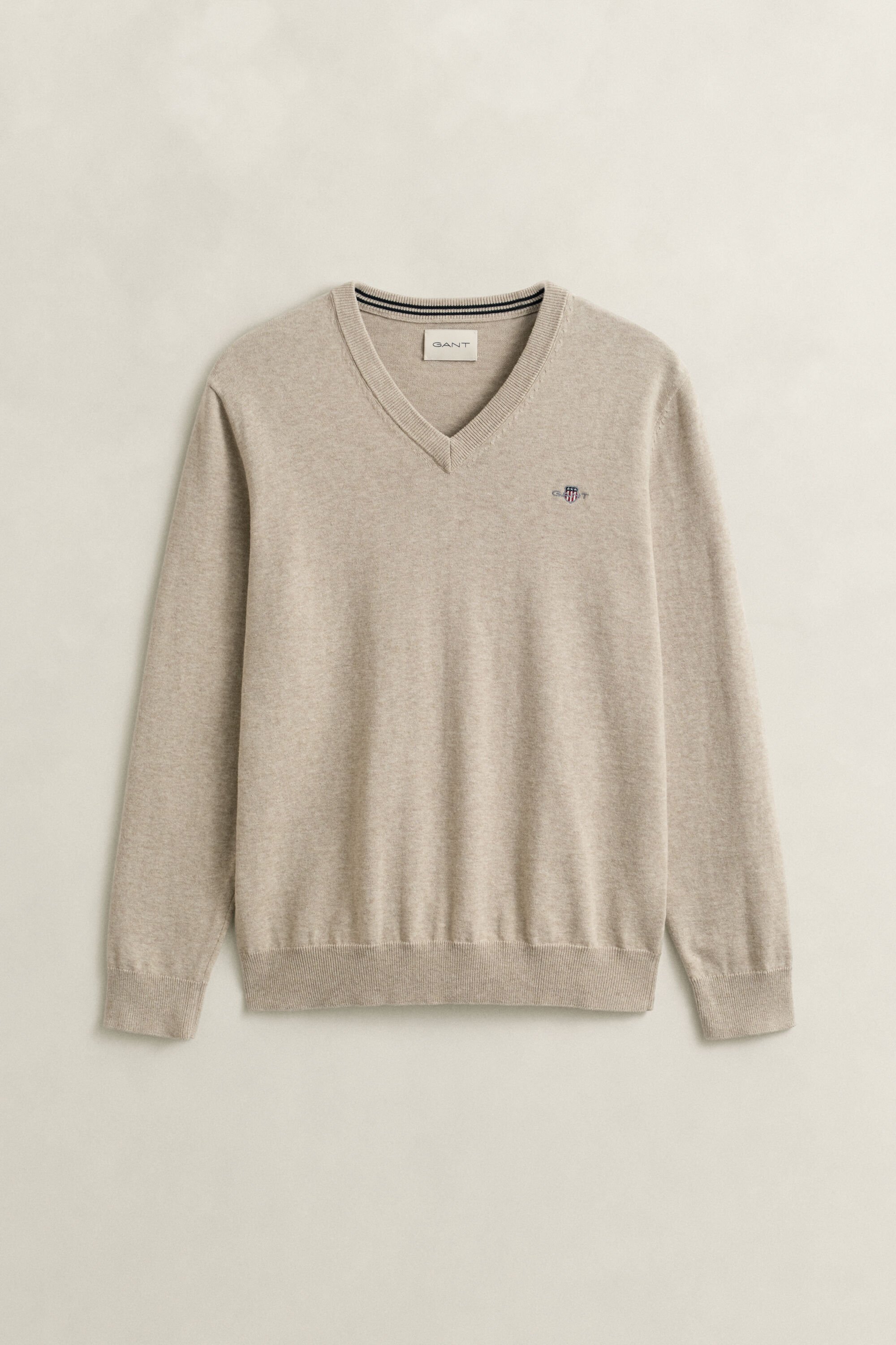 Pull col V en coton classique