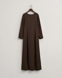 Robe longue avec ouverture dans le dos