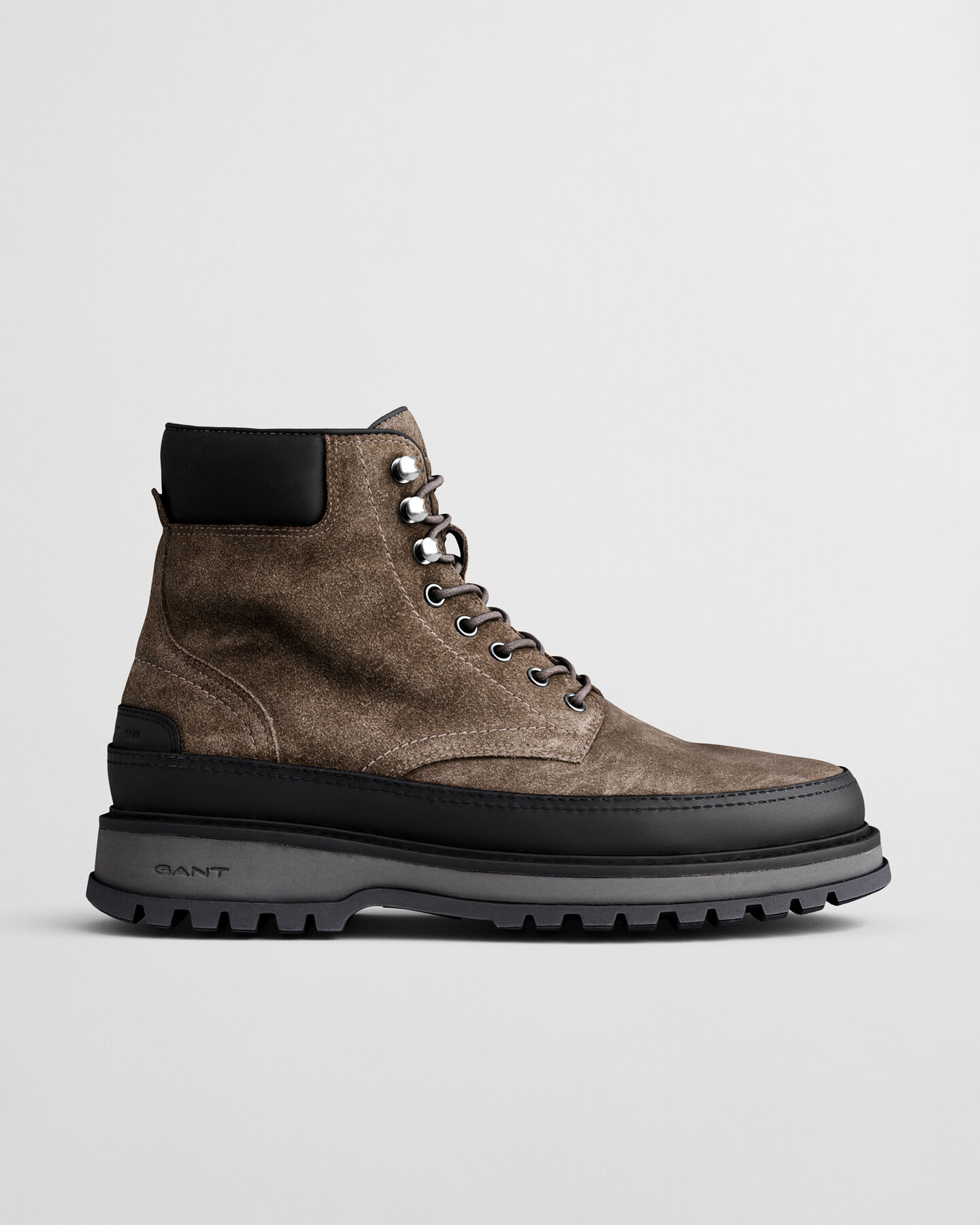 Bottines en daim à lacets Clafton