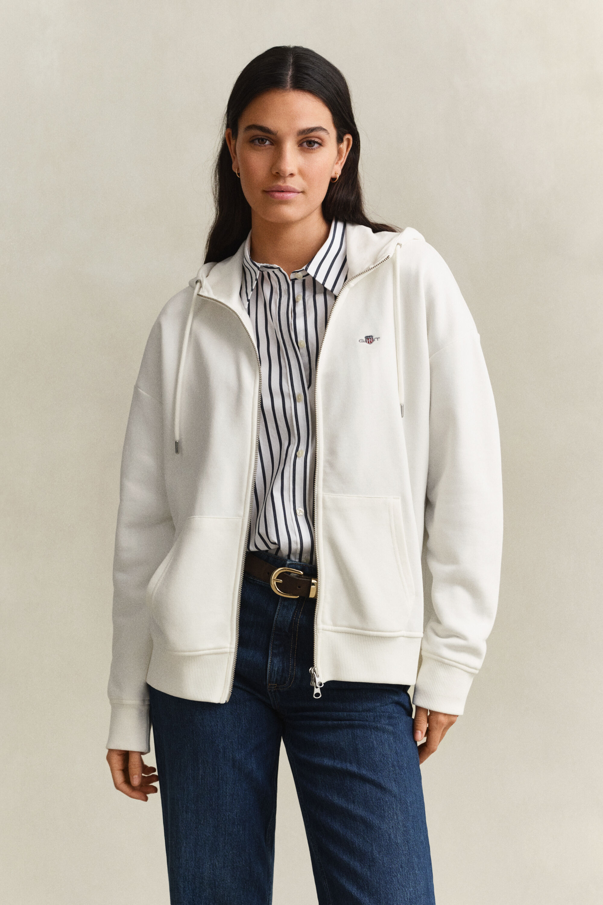 Sweat à capuche zippé avec écusson