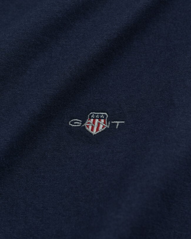 Slim Fit Shield T-shirt met V-hals