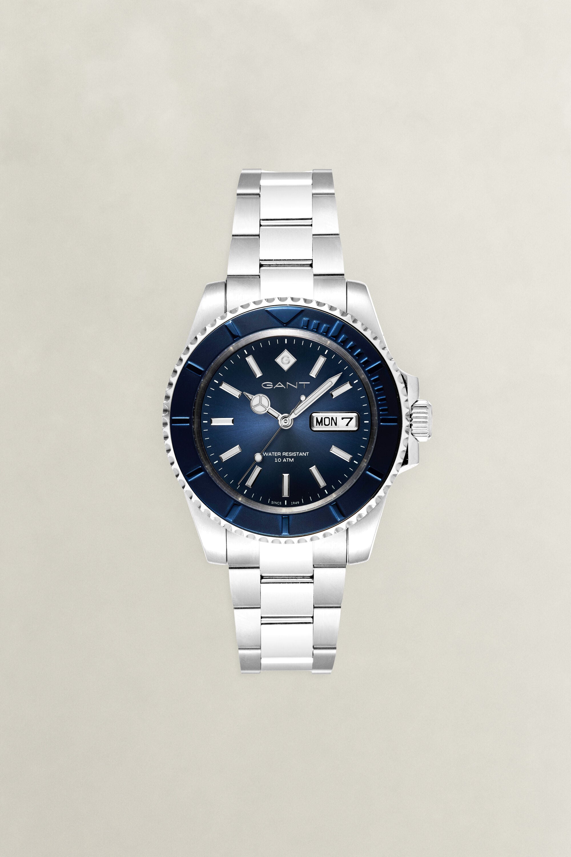Montre Watertown