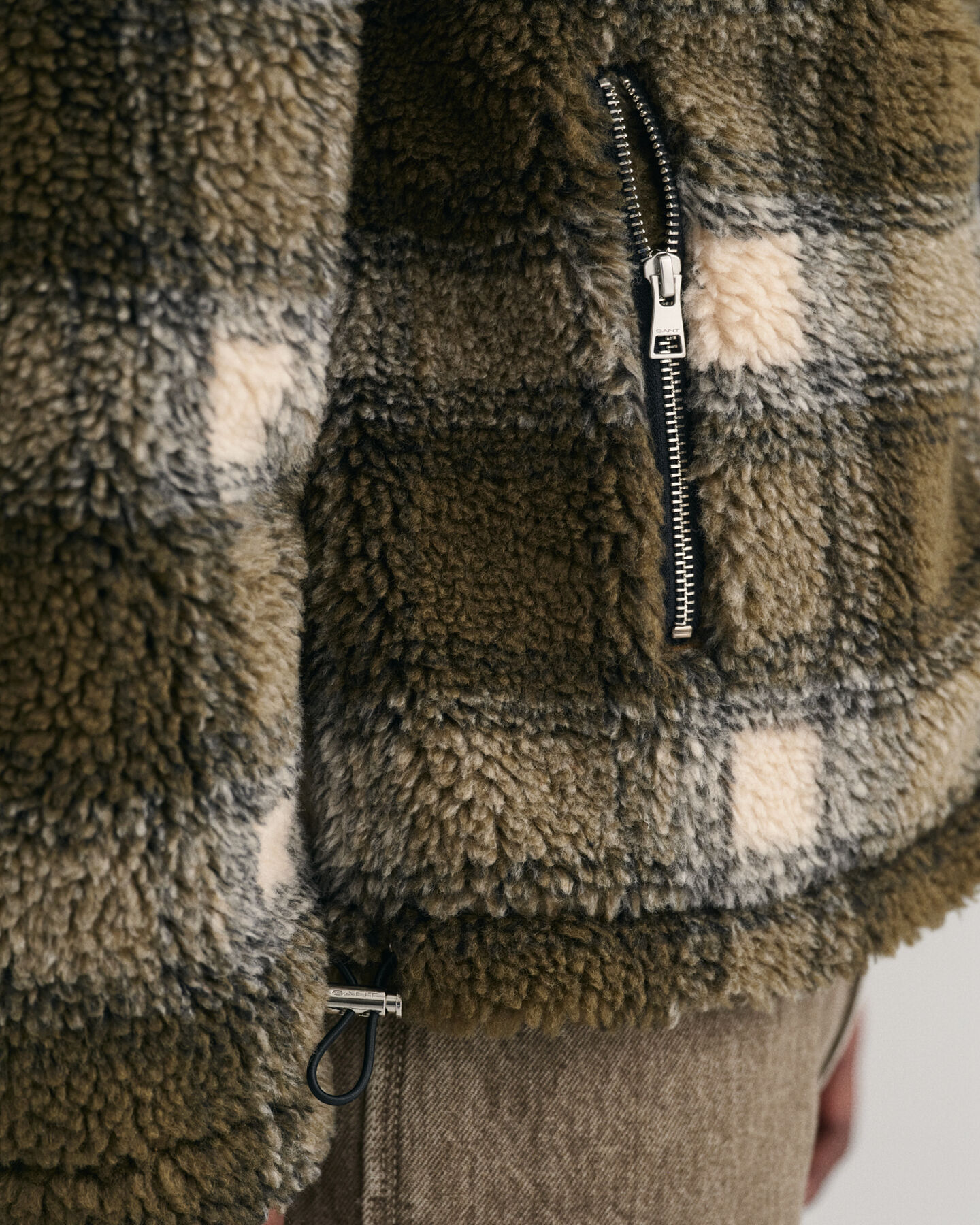 Veste zippée en polaire à carreaux