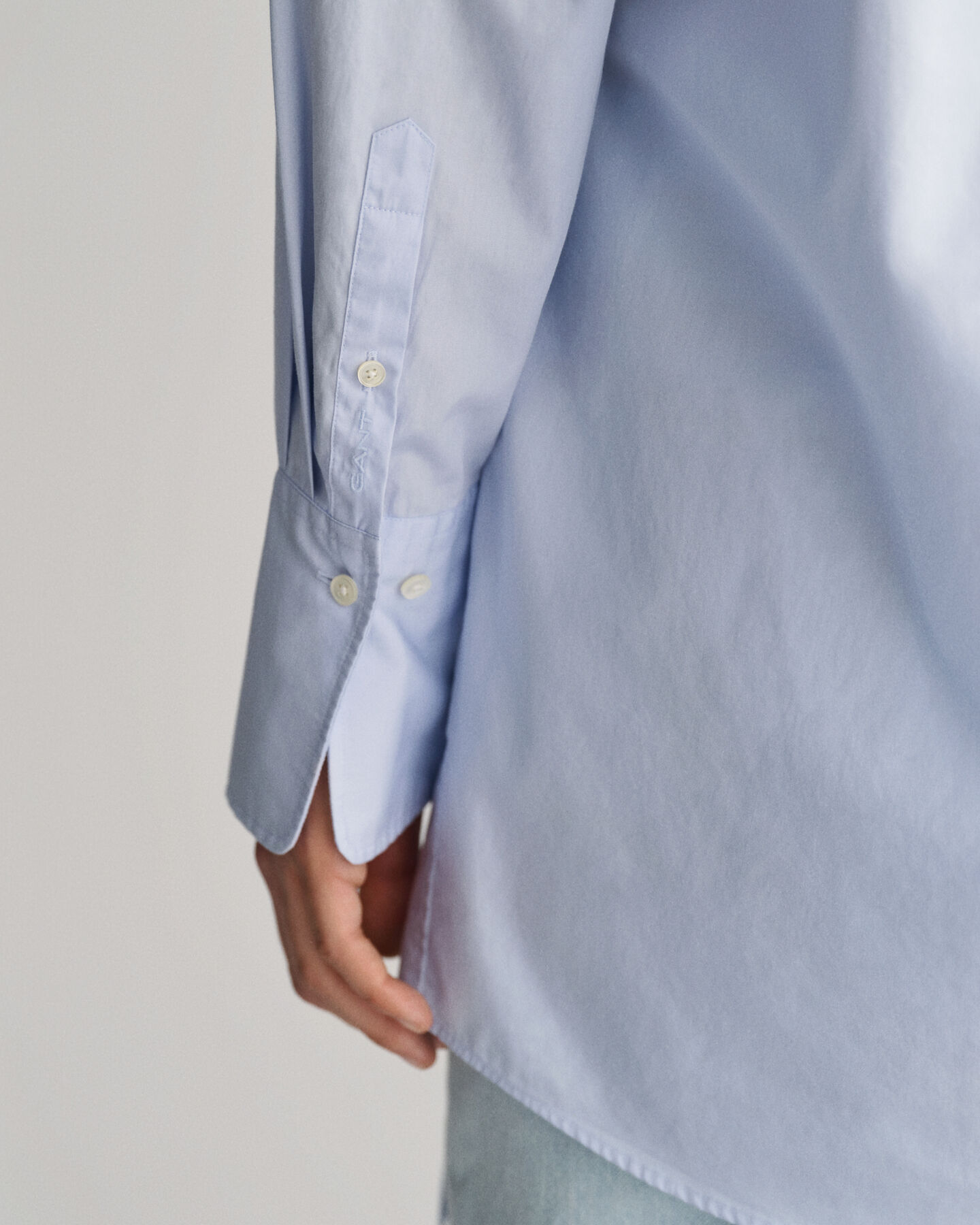 Chemise ultra-ample &agrave; fermeture crois&eacute;e