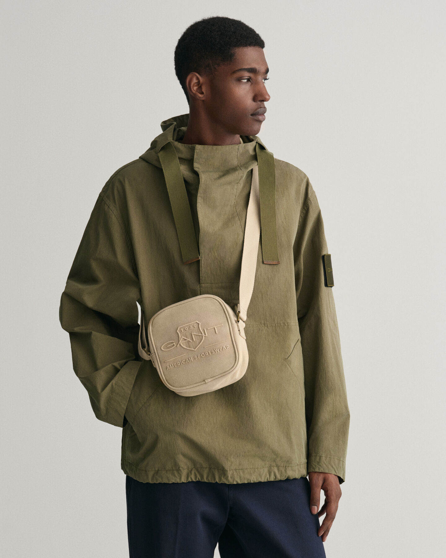 Sac à bandoulière Tonal Shield