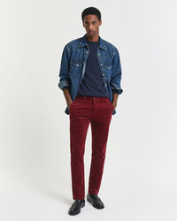 Pantalon chino slim fit en velours côtelé