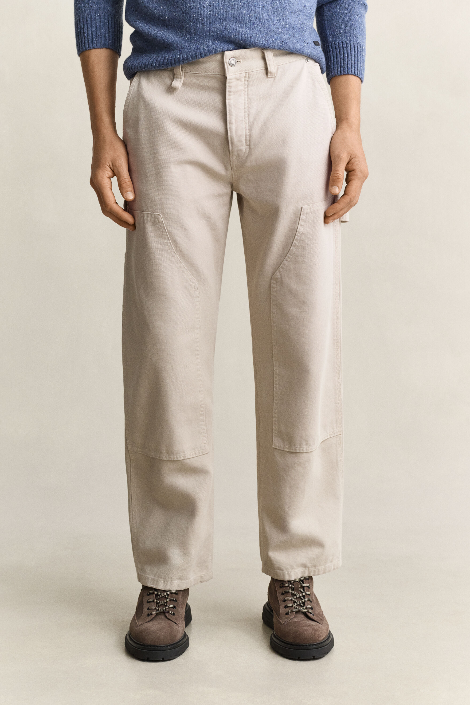 Pantalon coupe décontracté esprit charpentier