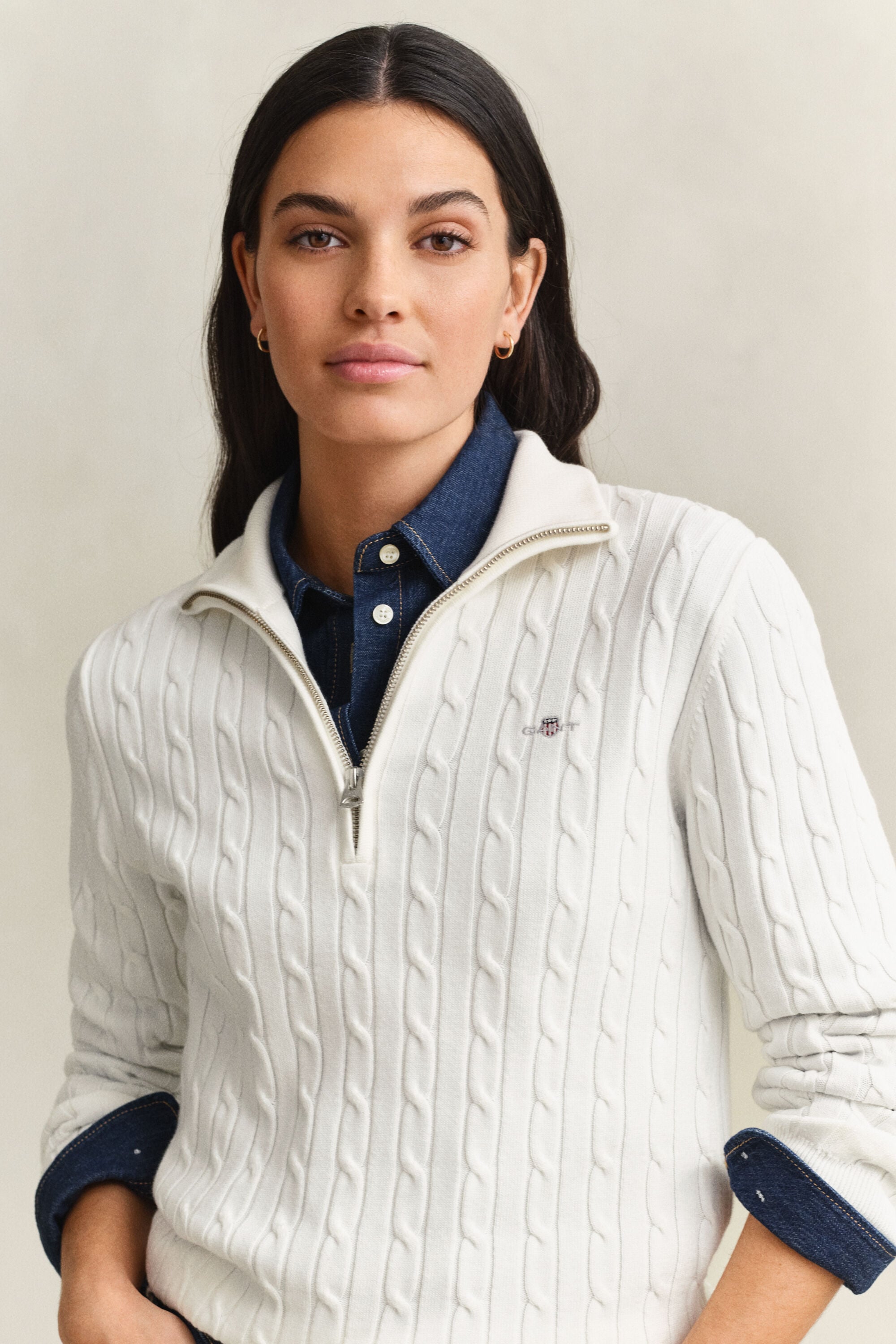 Pull à demi-zip en maille torsadée extensible