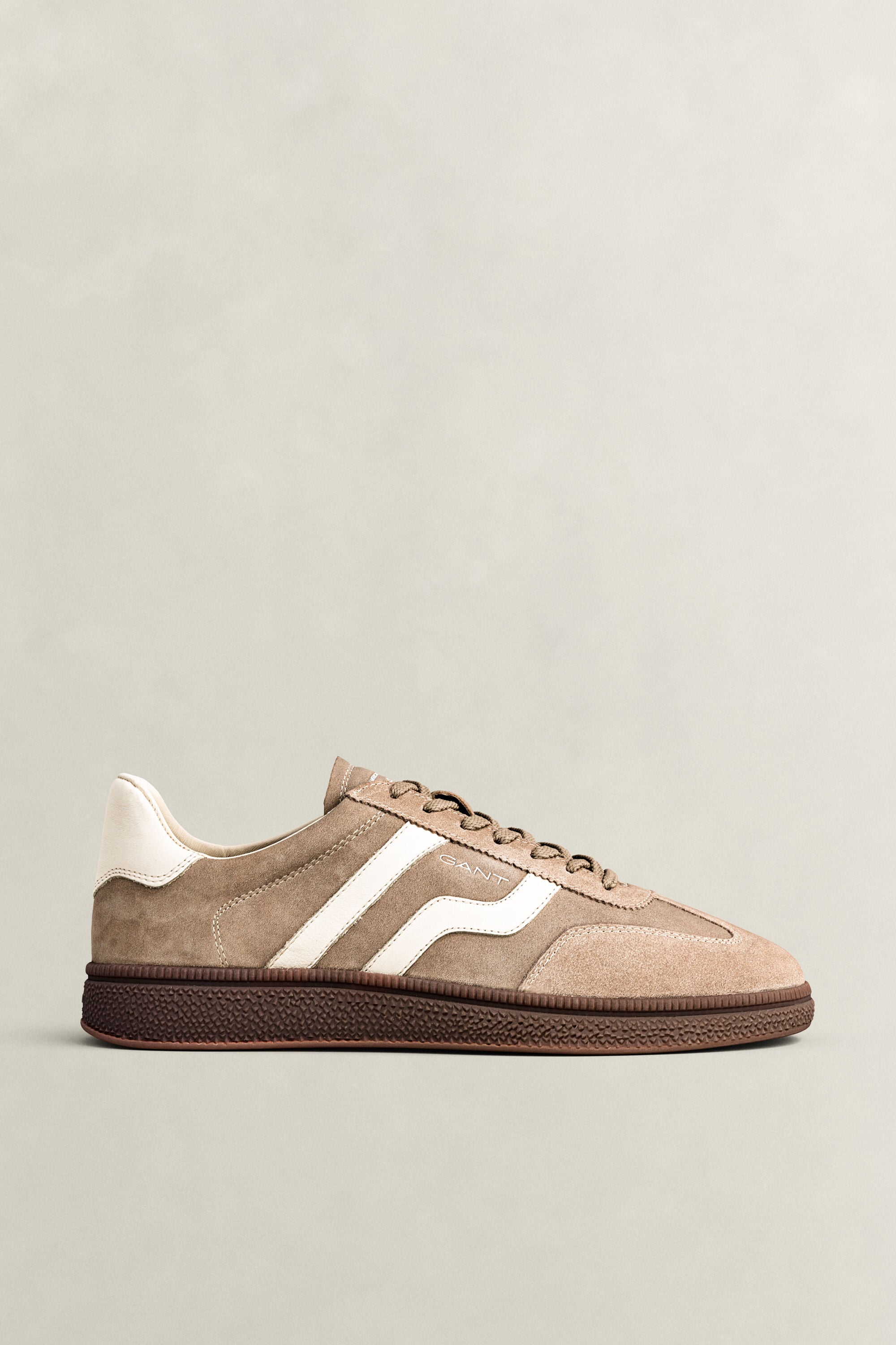 Cuzmo suède sneakers