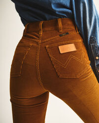 Jean Bootcut en velours côtelé Wrangler x GANT