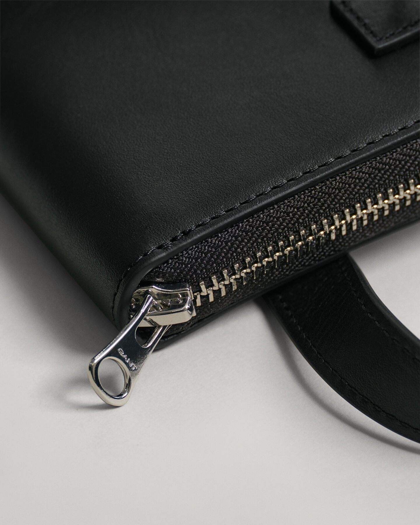 Sac portefeuille en cuir