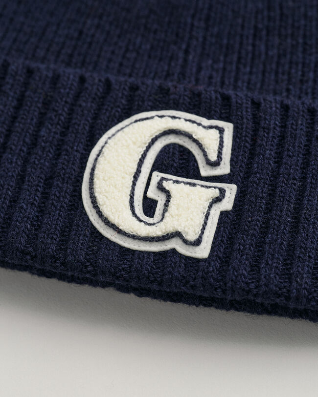 G-badge beanie