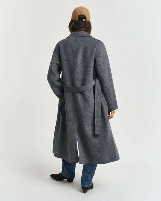 Manteau cousu main avec ceinture