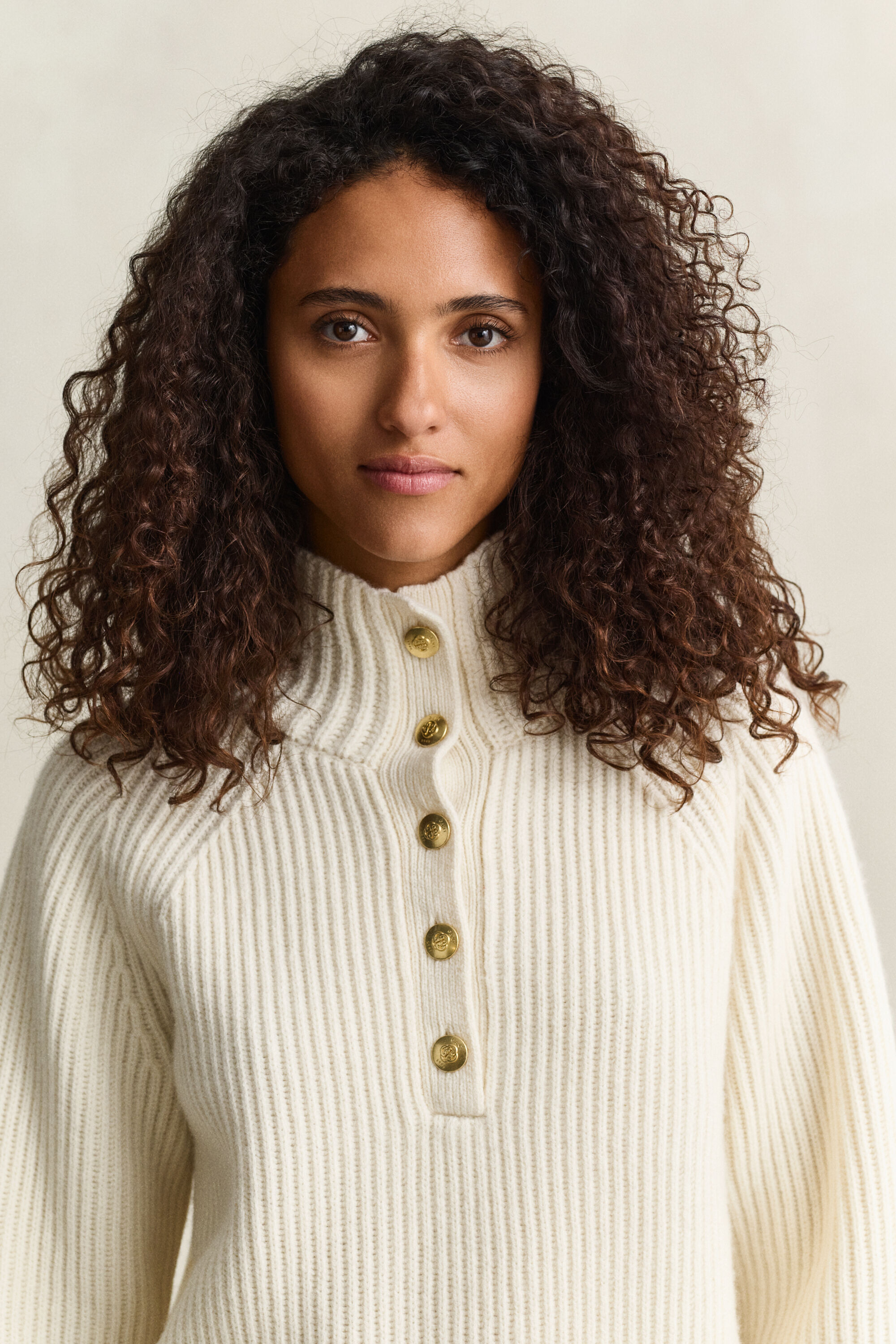 Pull en laine d’agneau boutonné