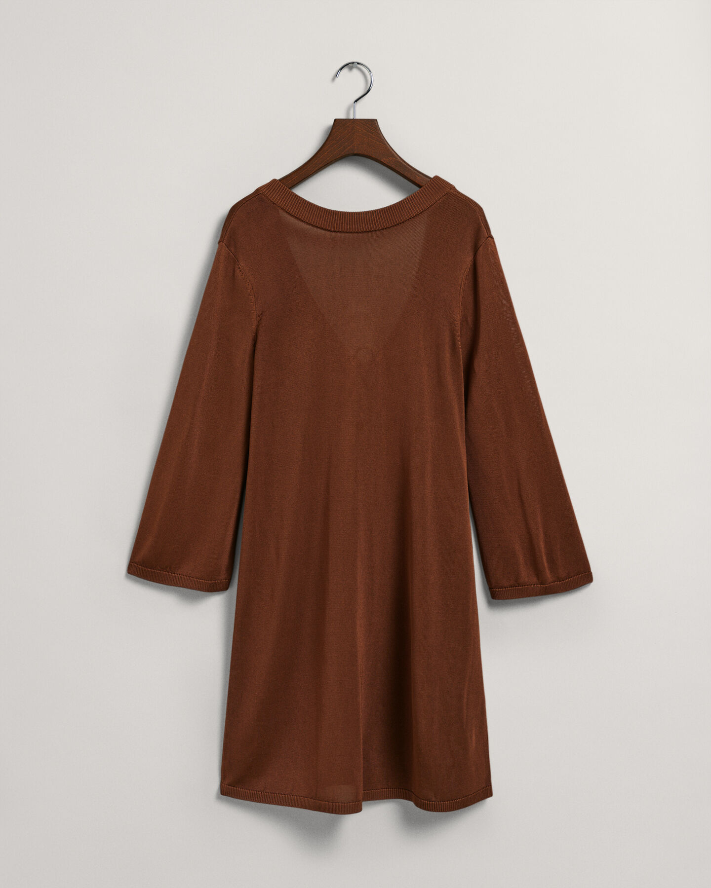 Robe en maille ouverte dans le dos