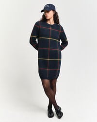 Robe ras du cou à carreaux