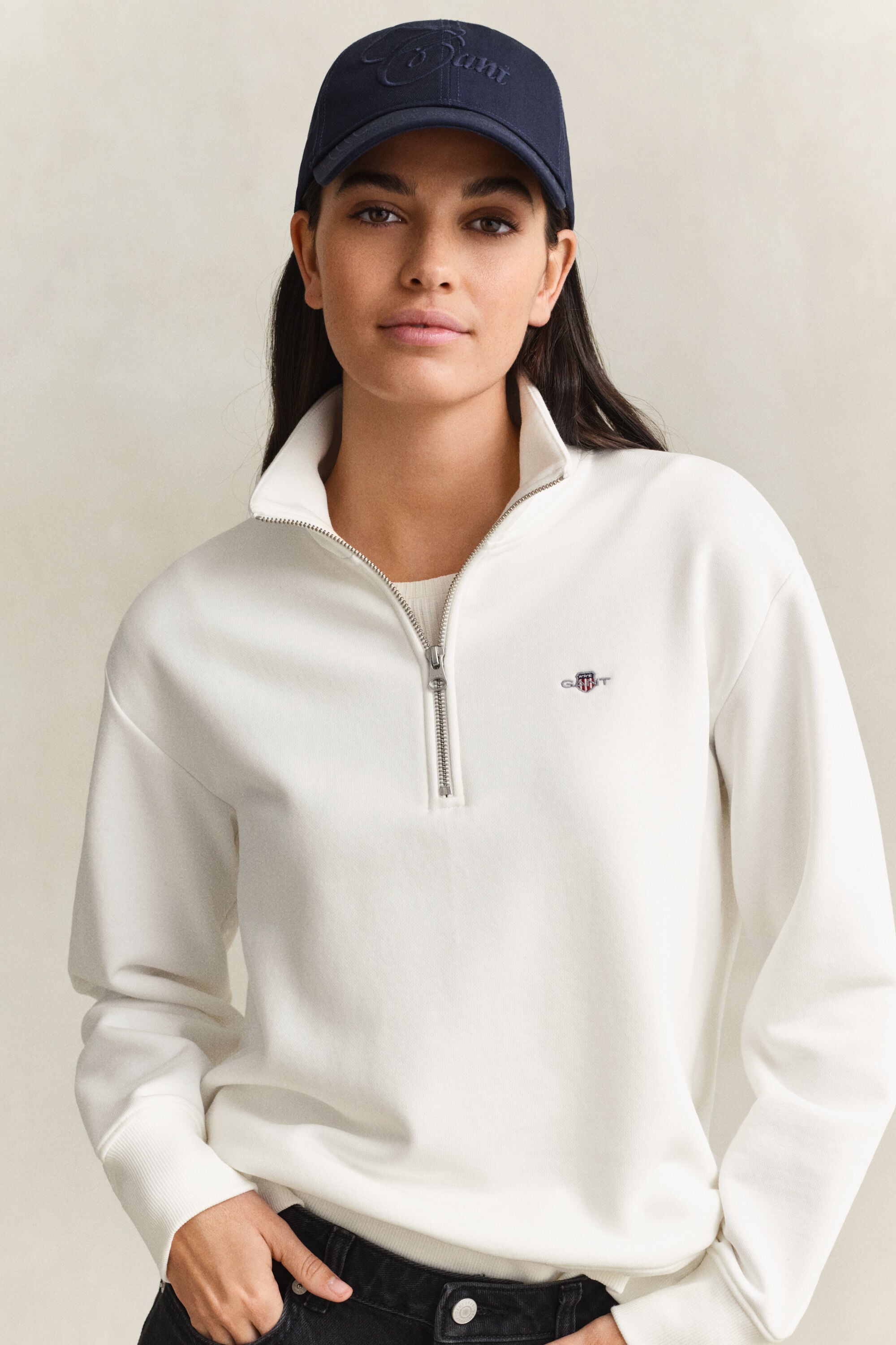 Sweat-shirt à demi-zip avec écusson