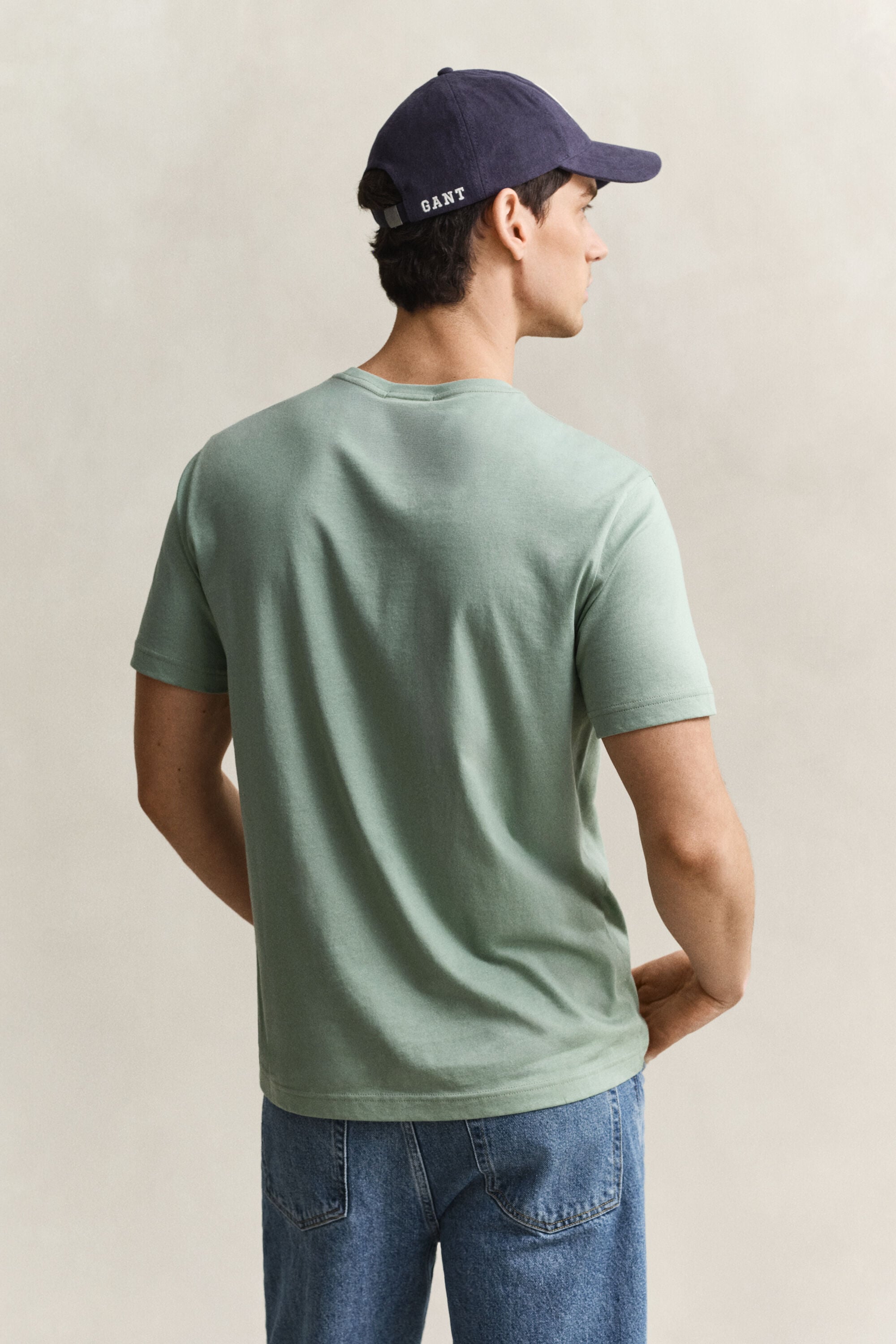 T-shirt coupe regular avec écusson