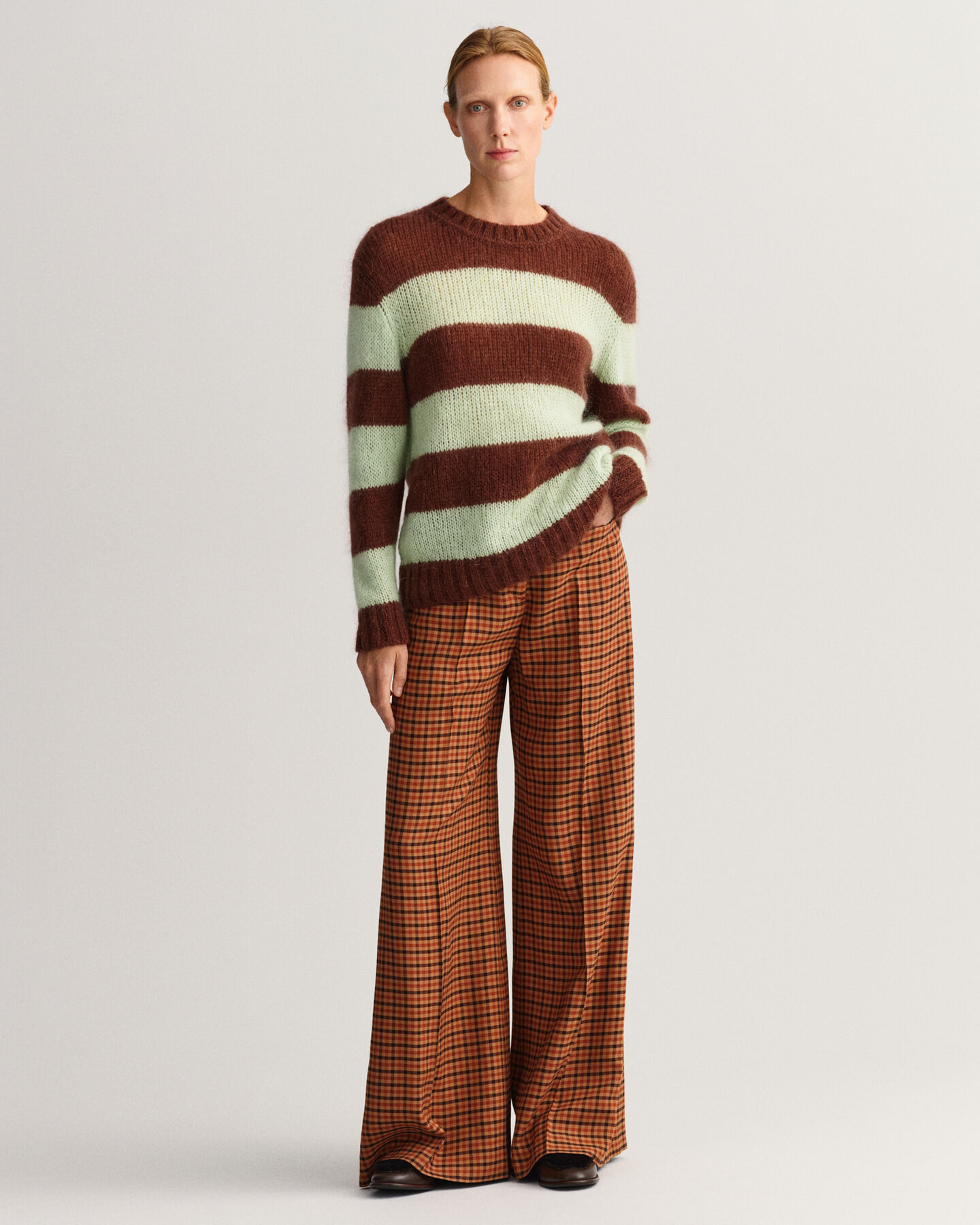 Pull ras du cou en mohair à rayures