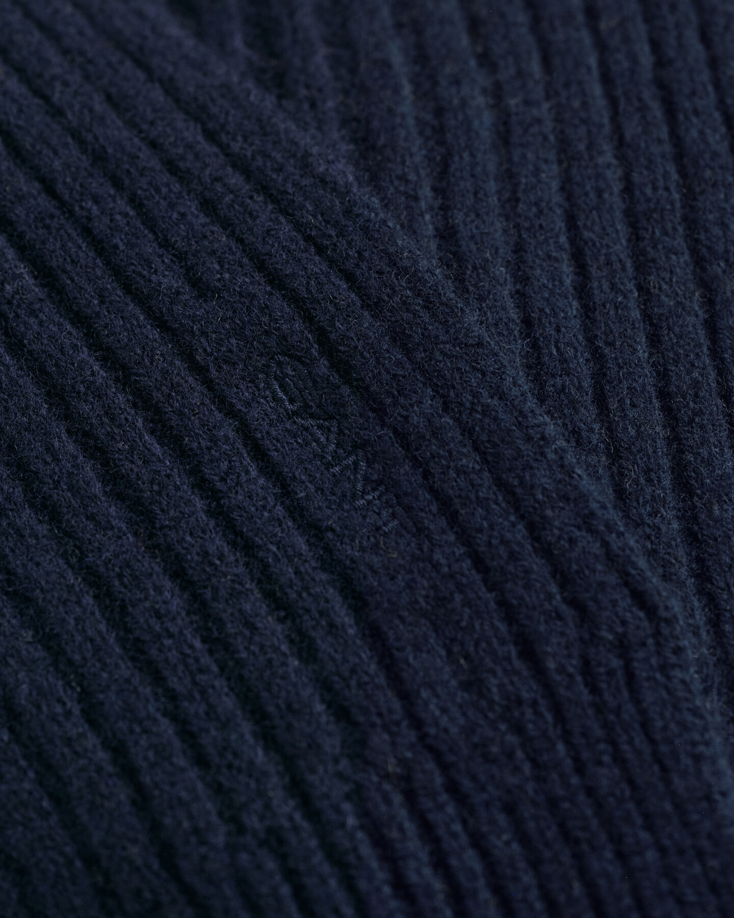 Gebreide sjaal van fijne wol