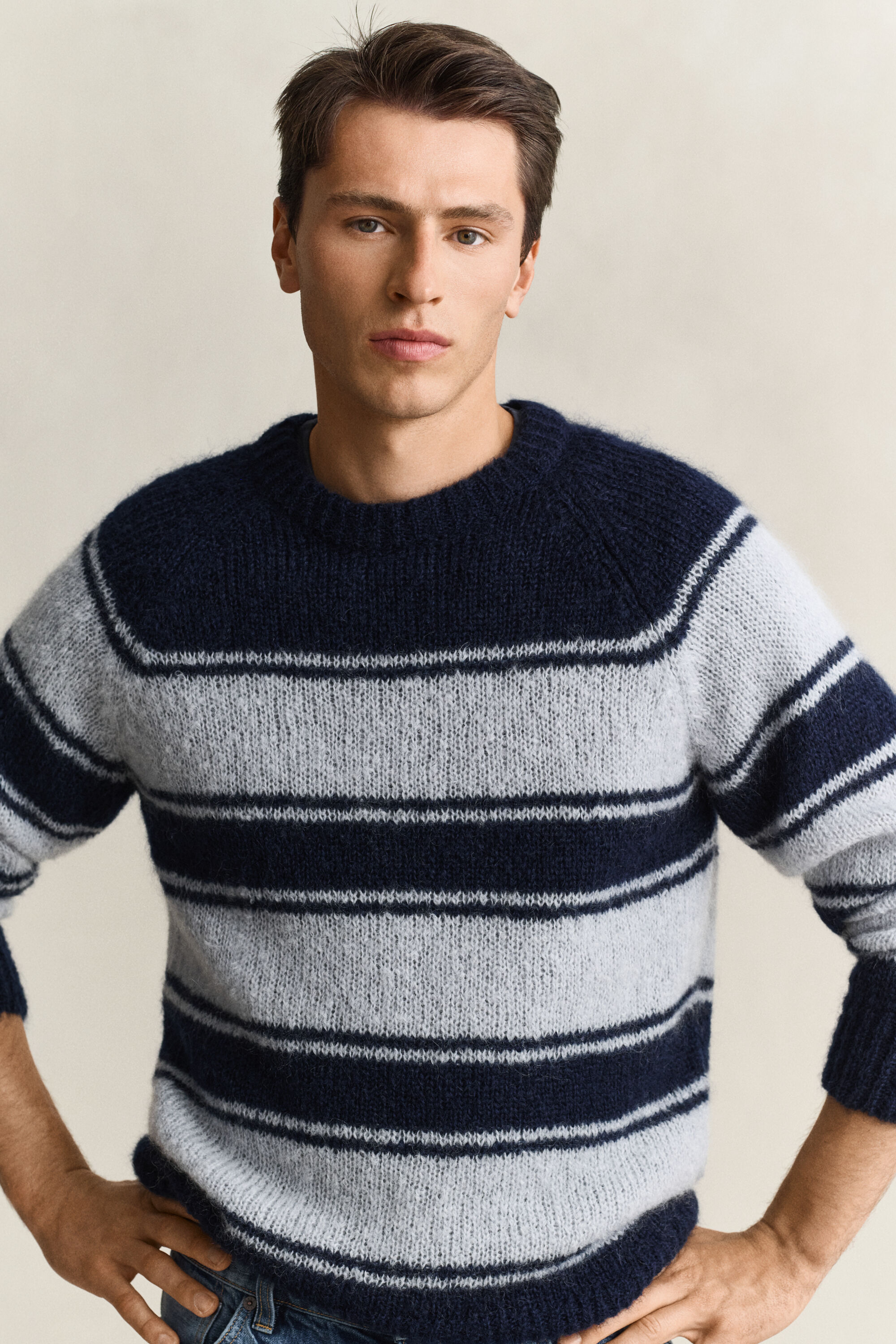 Pull col rond en mohair mélangé à rayures