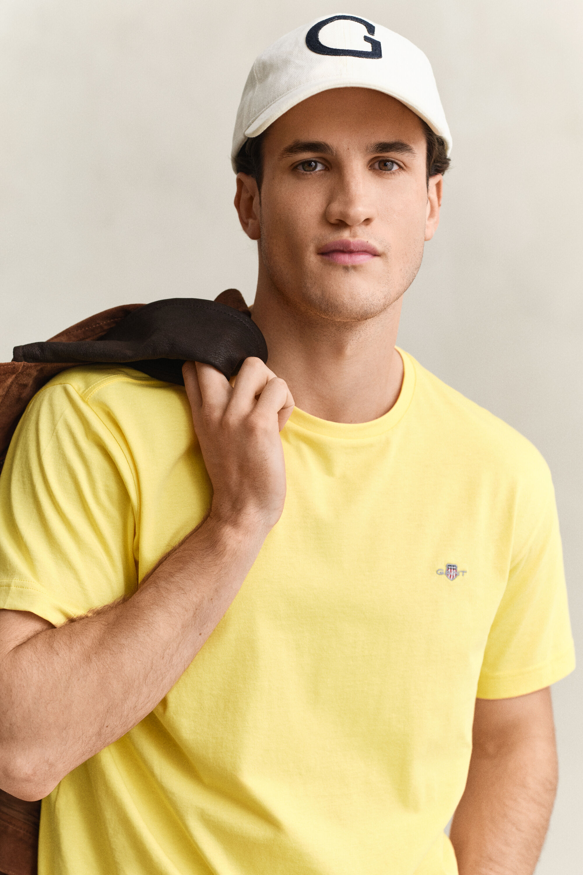 T-shirt coupe regular Shield