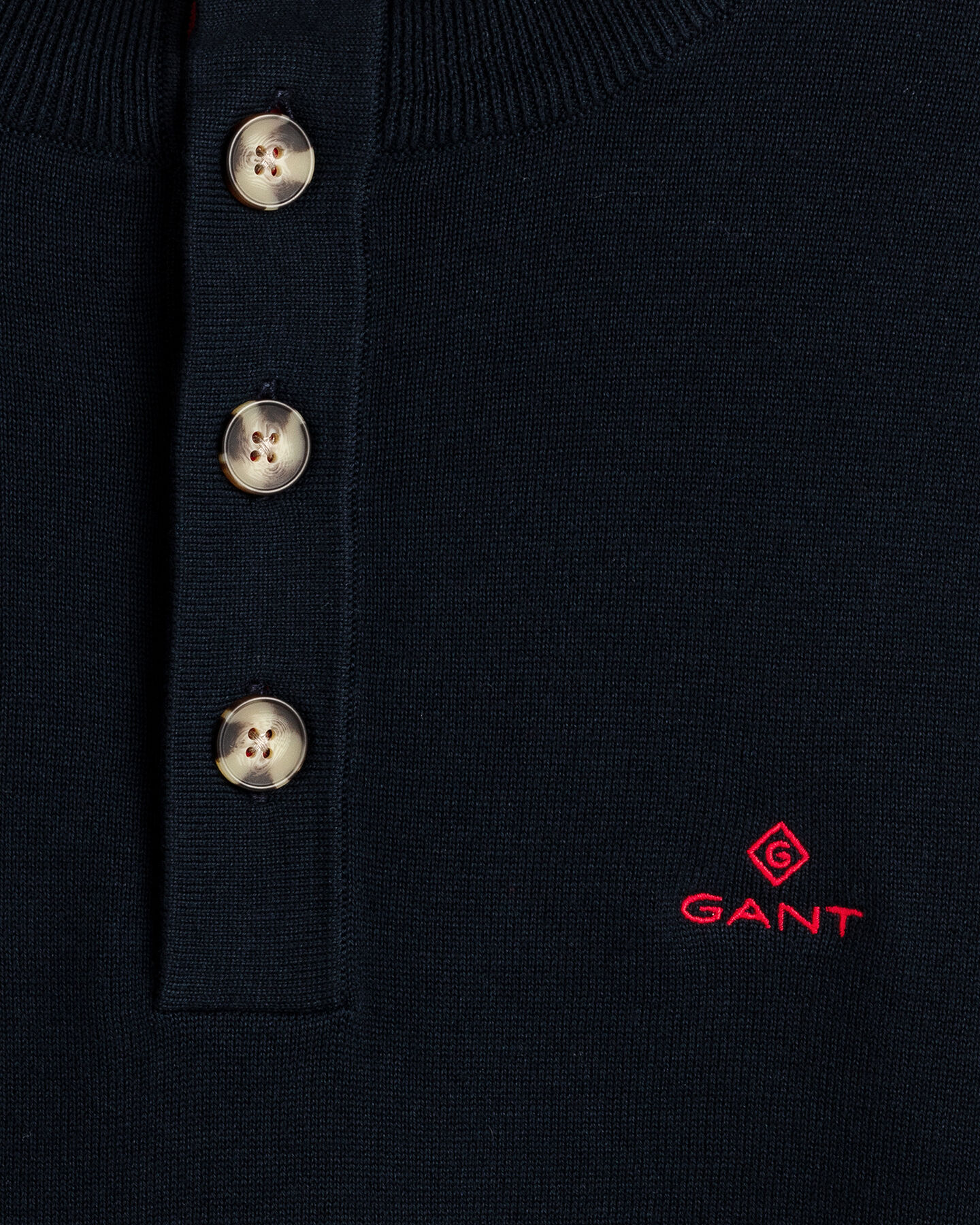 Sporty trui met halve col